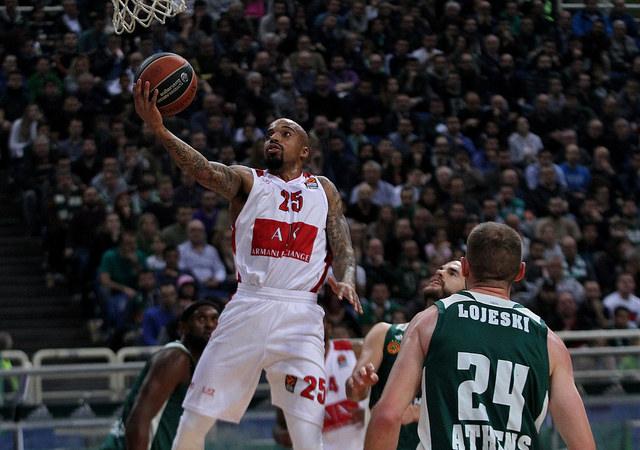 Olimpia Milano Sconfitta Ad Atene Sul Campo Del Panathinaikos Foto