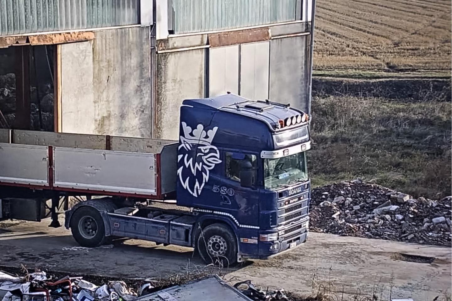 La Lombardia Come La Terra Dei Fuochi Sgominata La Banda VIDEO E FOTO