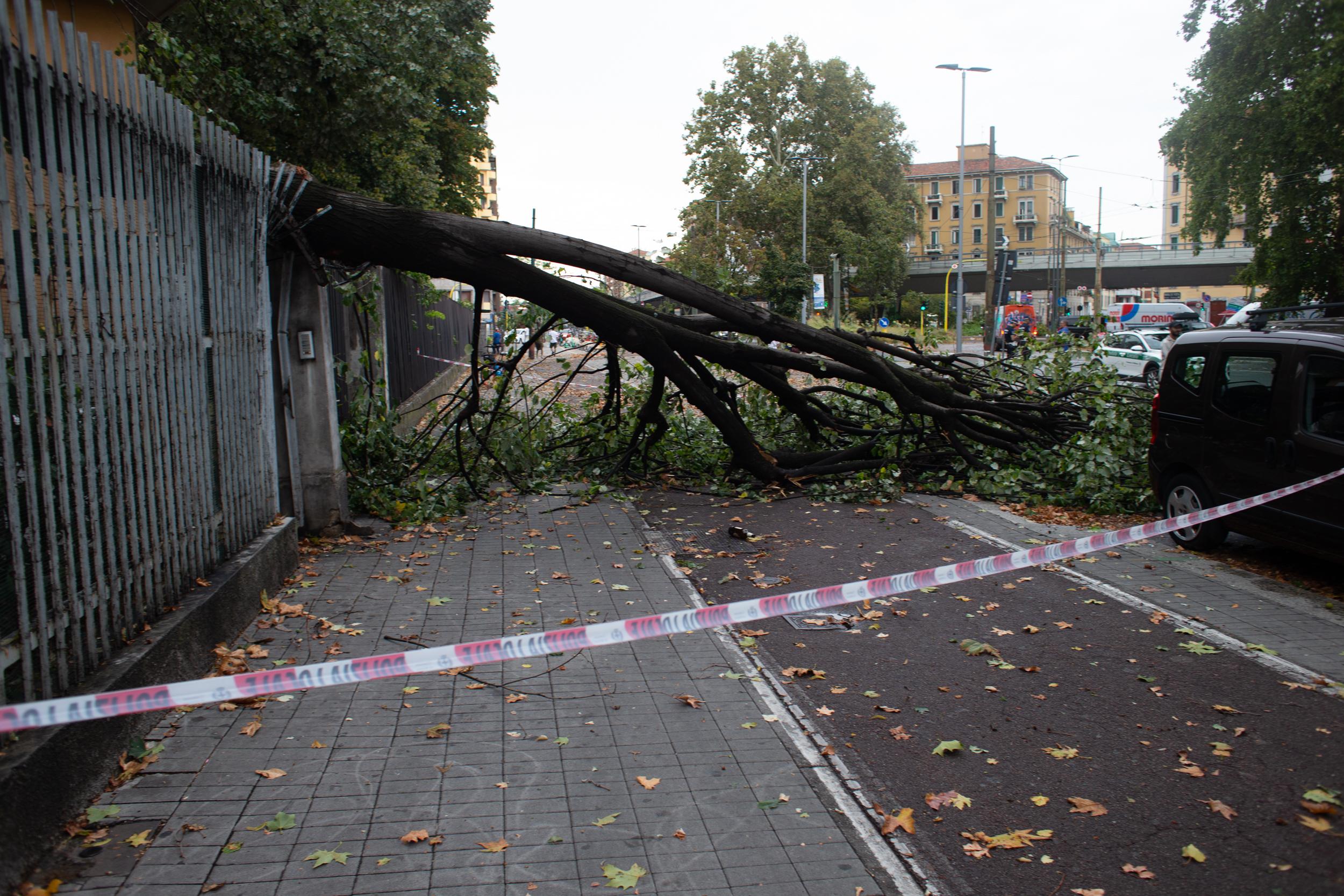 Allerta meteo in Lombardia anche domenica e lunedì temporali e