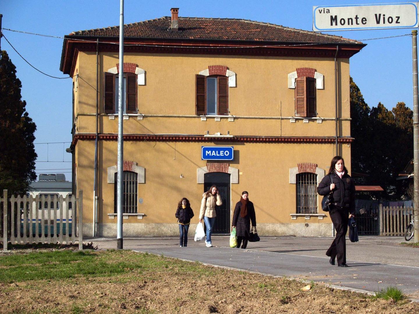 Nuovo Orario Trenord A Maleo Bus Atteso Invano