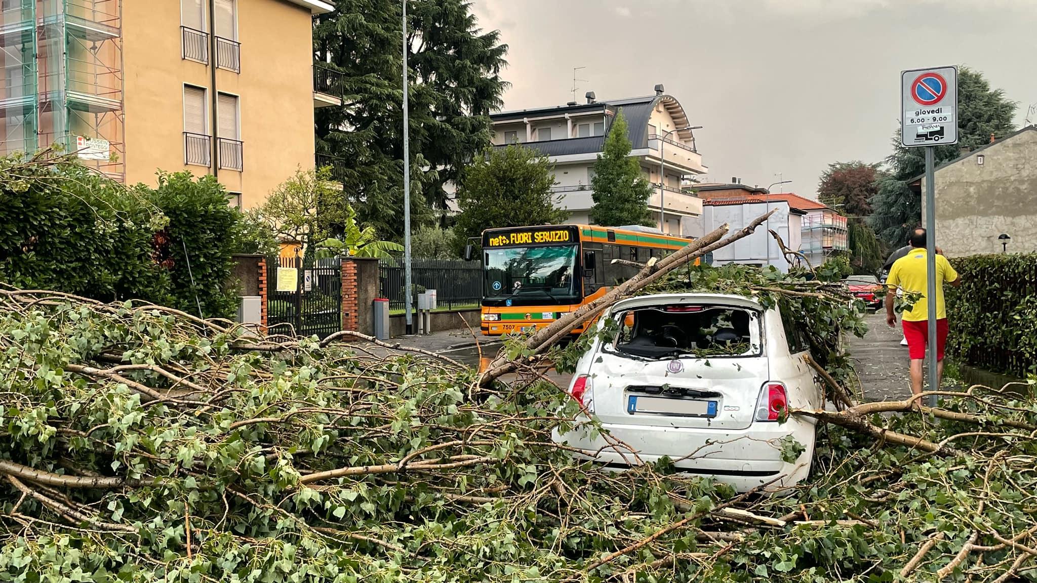 Monza Devastata Dal Maltempo Chiesto Lo Stato Demergenza Ma Il