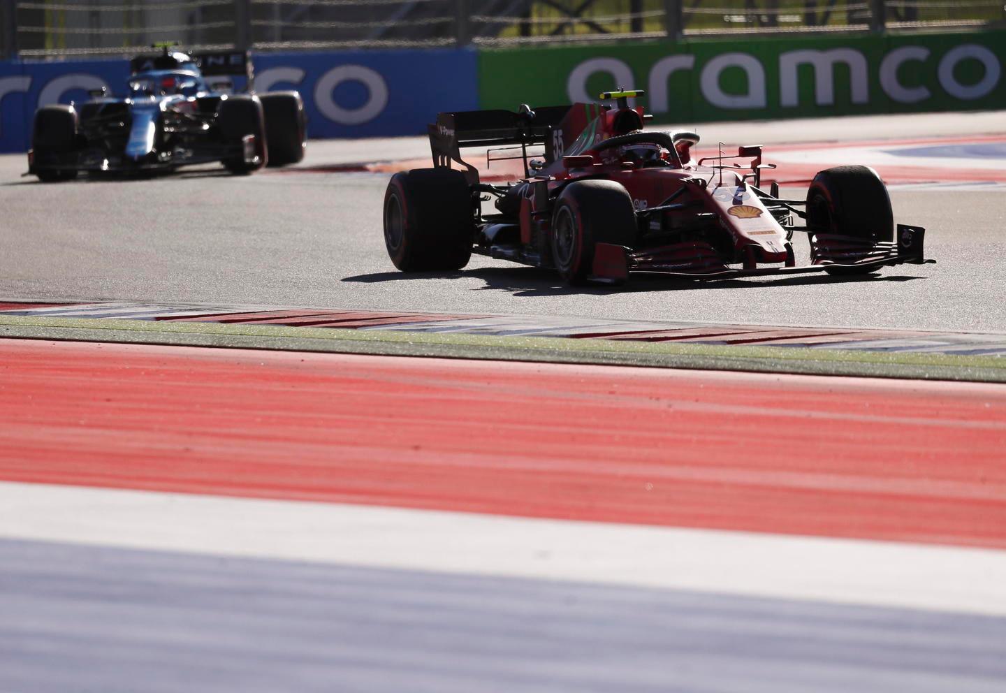 Gp Russia In Pole La Mclaren Di Norris Sainz In Ferrari Super