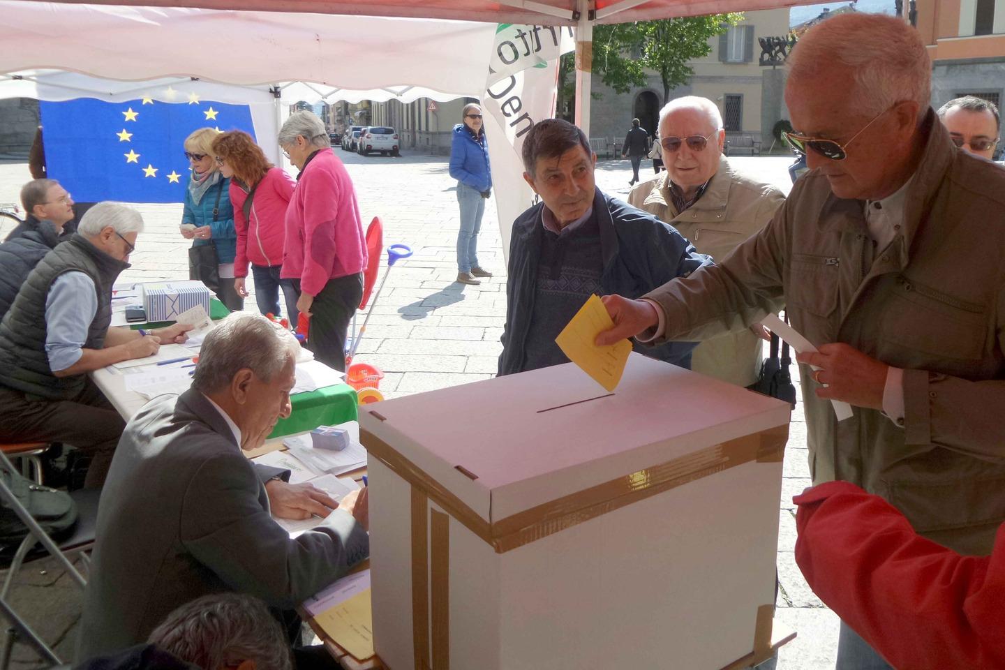 Le primarie del Pd in provincia la Valle è una roccaforte di Renzi