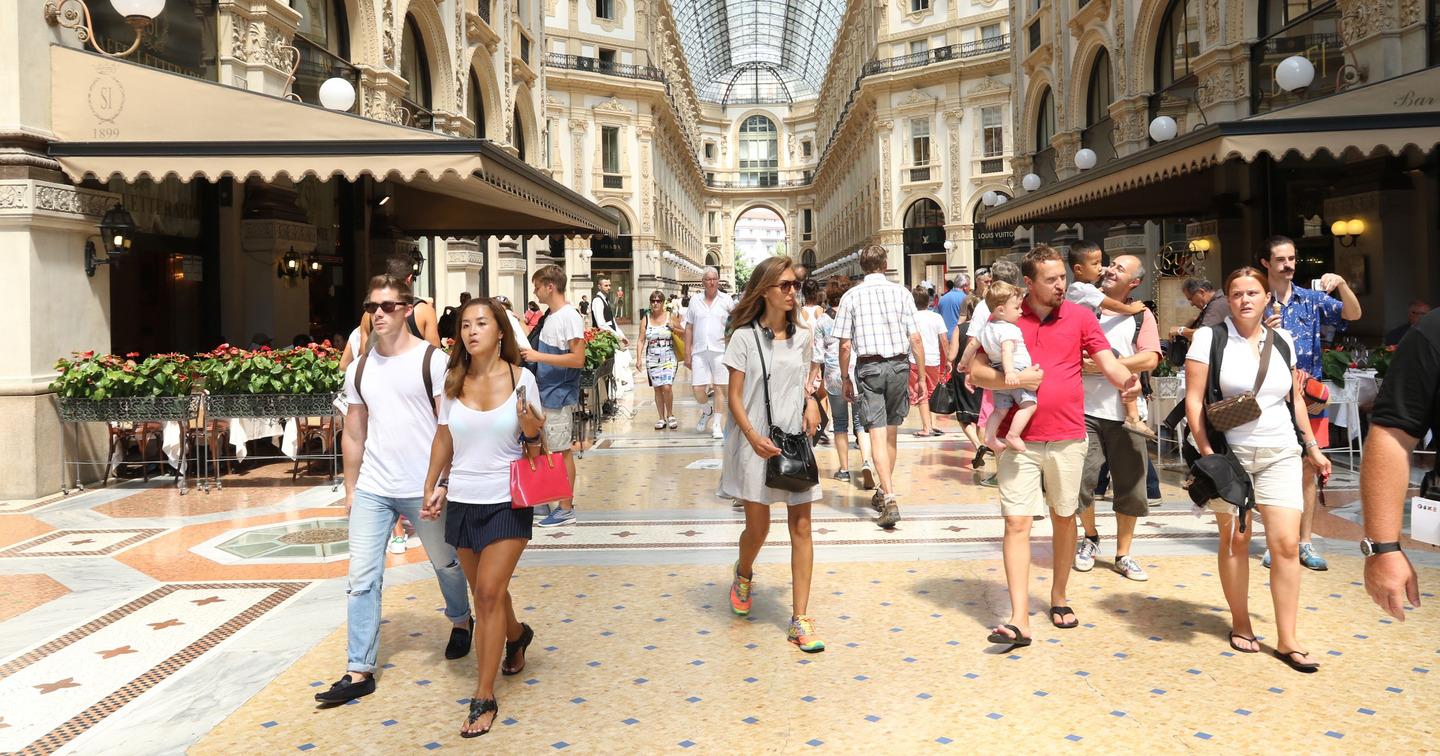 Restyling Per Galleria Vittorio Emanuele Nuovo Bando Per 3 Spazi Stop