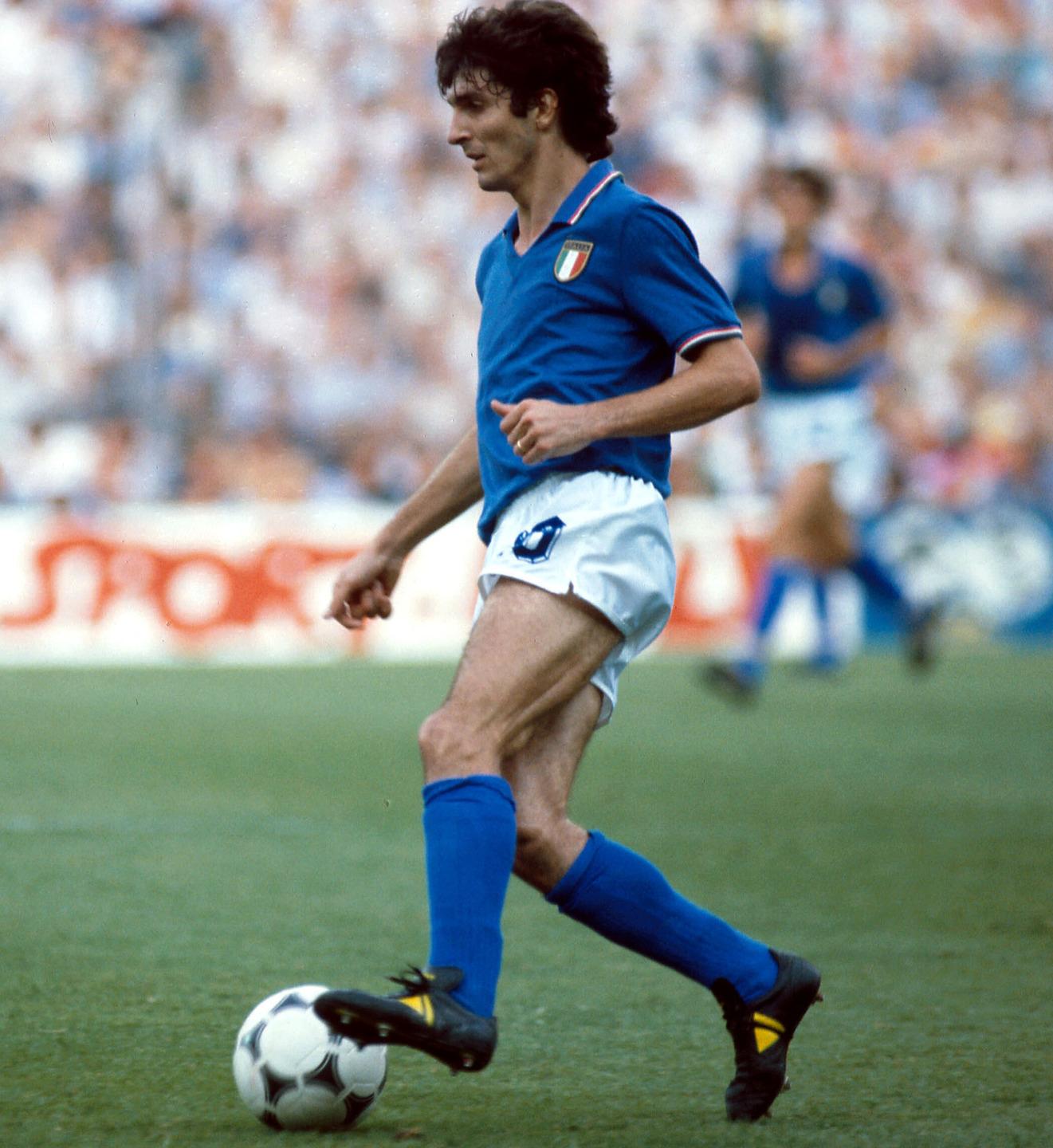 Paolo Rossi Compie 60 Anni A Sirmione Una Mostra Per L Eroe Di Spagna 1982