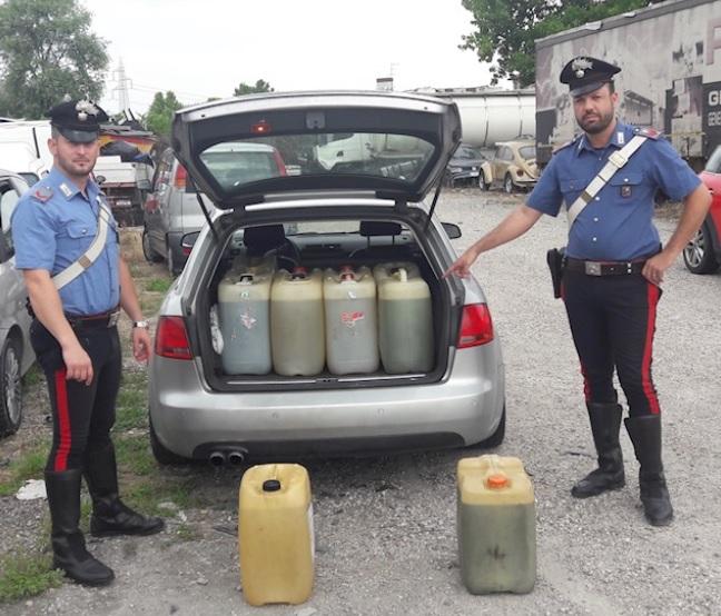 Mantova Sorpresi A Rubare 300 Litri Di Gasolio Arrestati