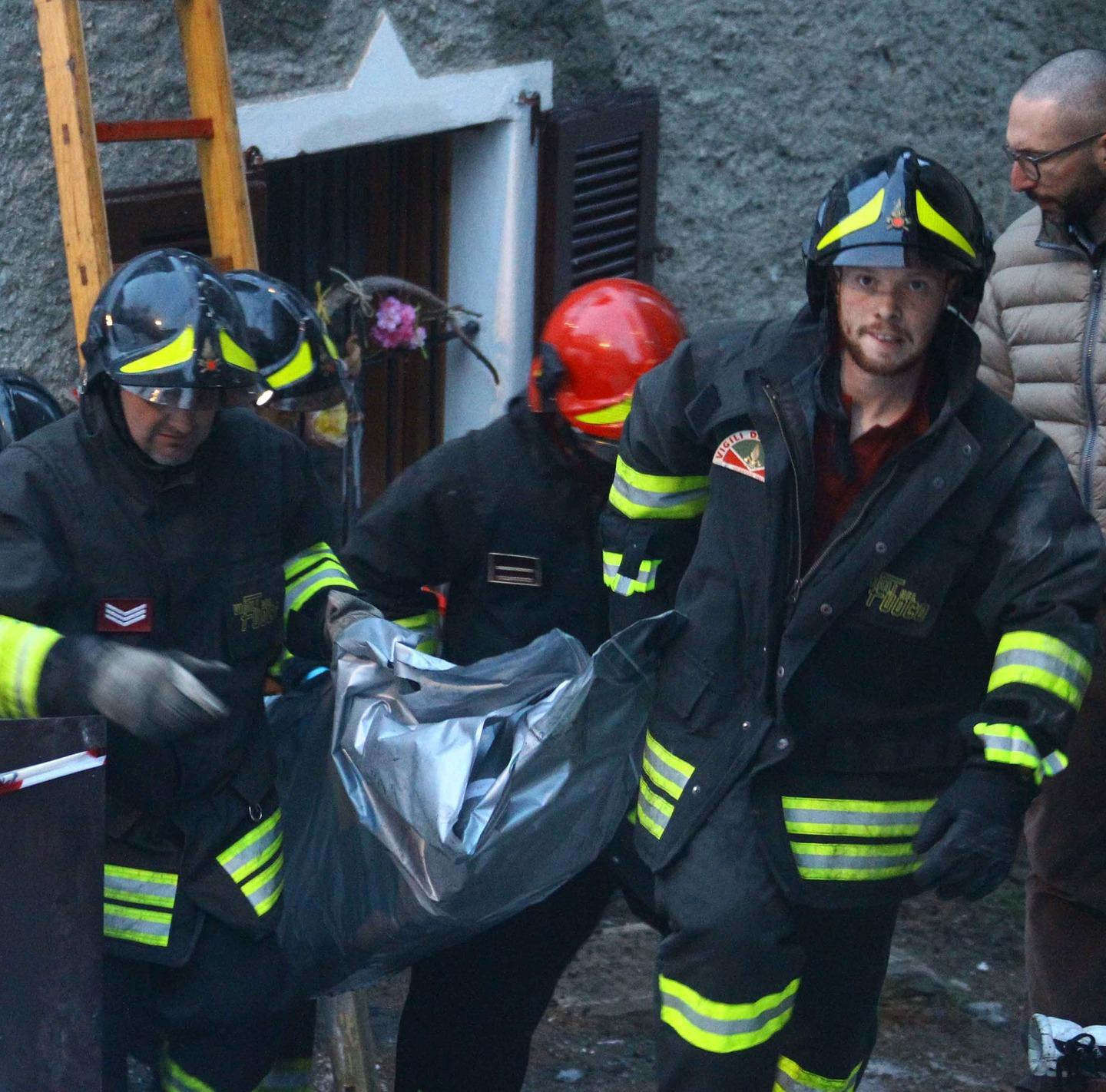 Chiesa Valmalenco Pensionato Muore Nel Rogo Della Sua Casa