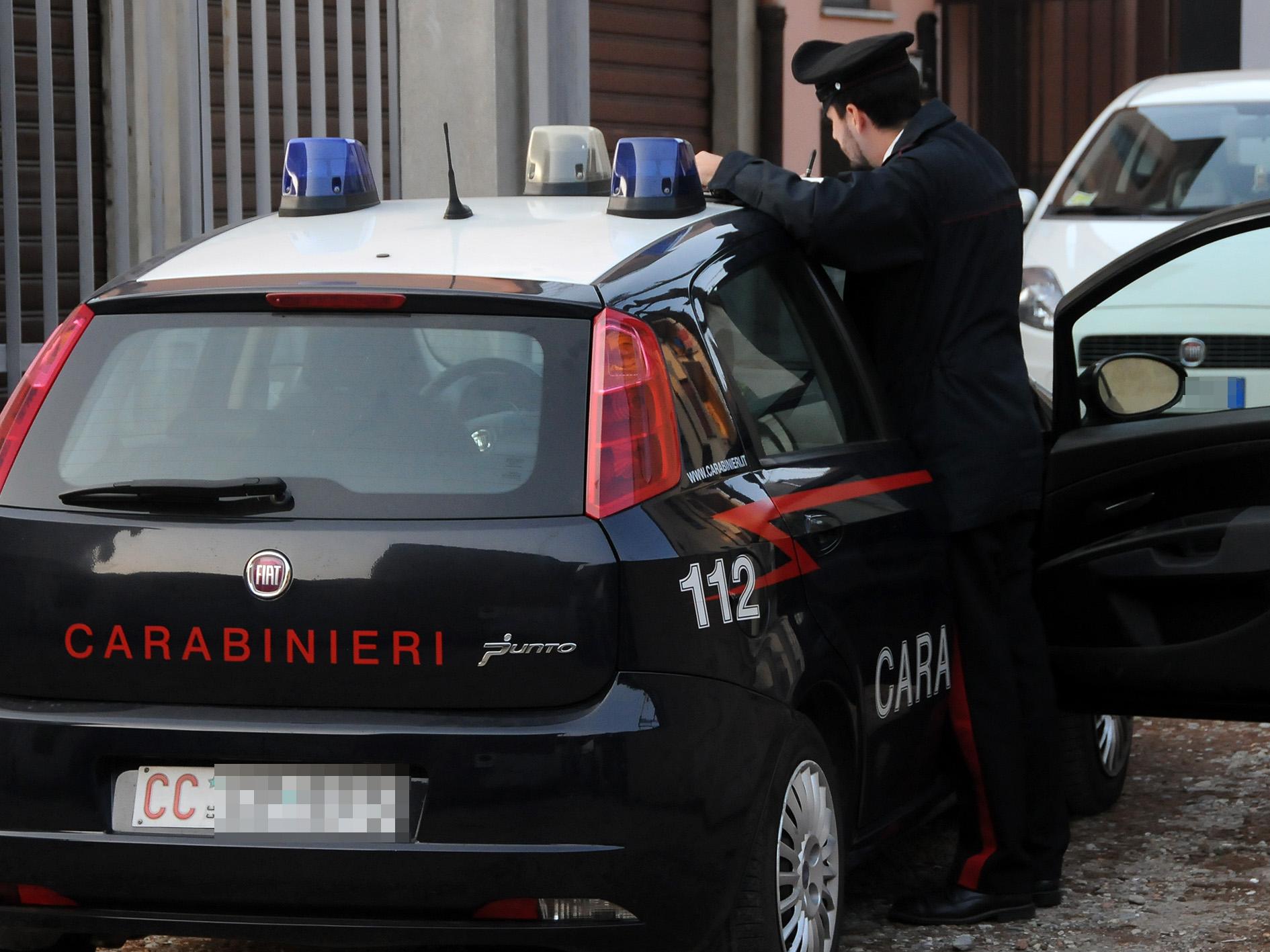 Evade Dai Domiciliari Per Fare Shopping Finisce In Cella