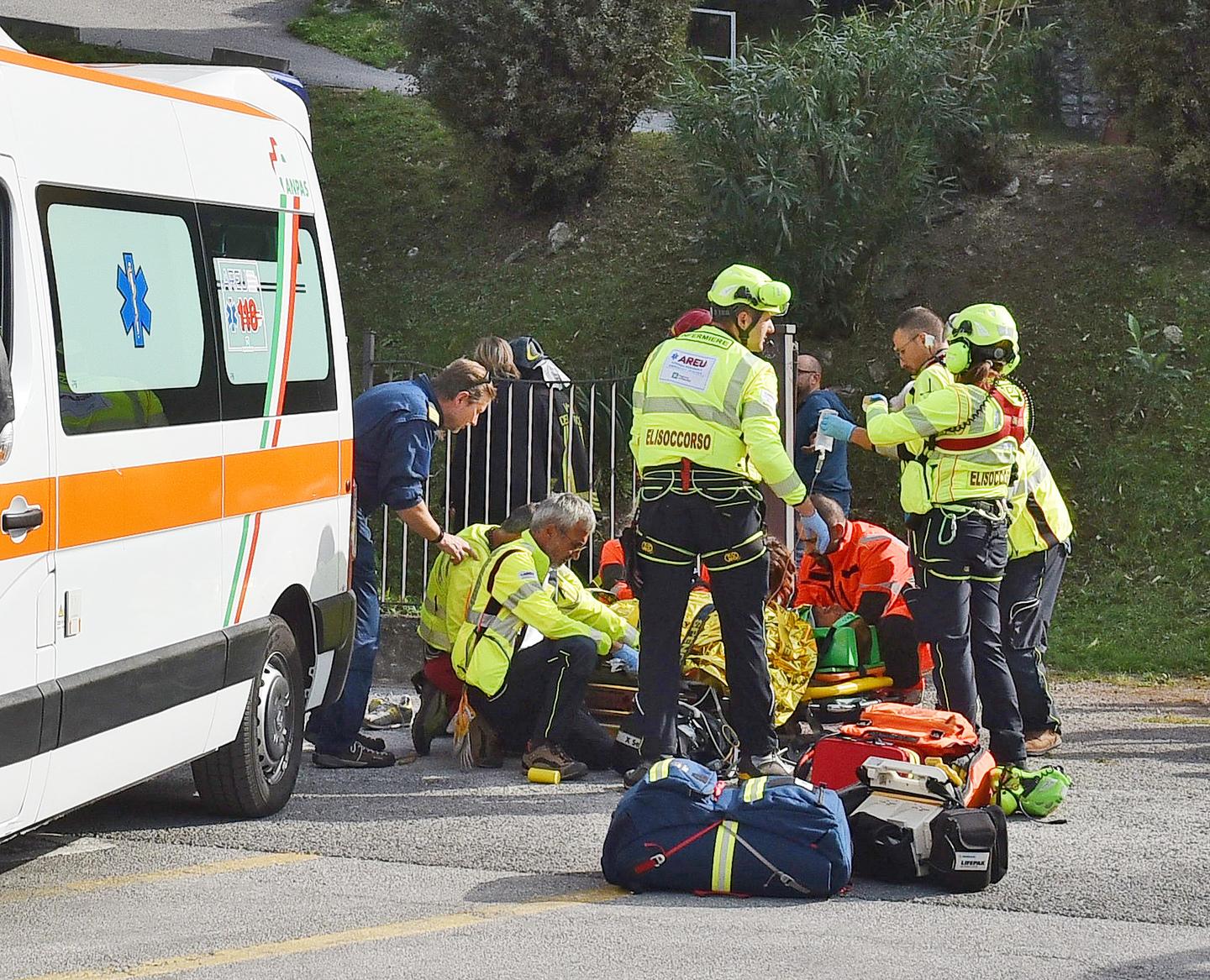 Varese Cade Con La Moto E Muore A 24 Anni