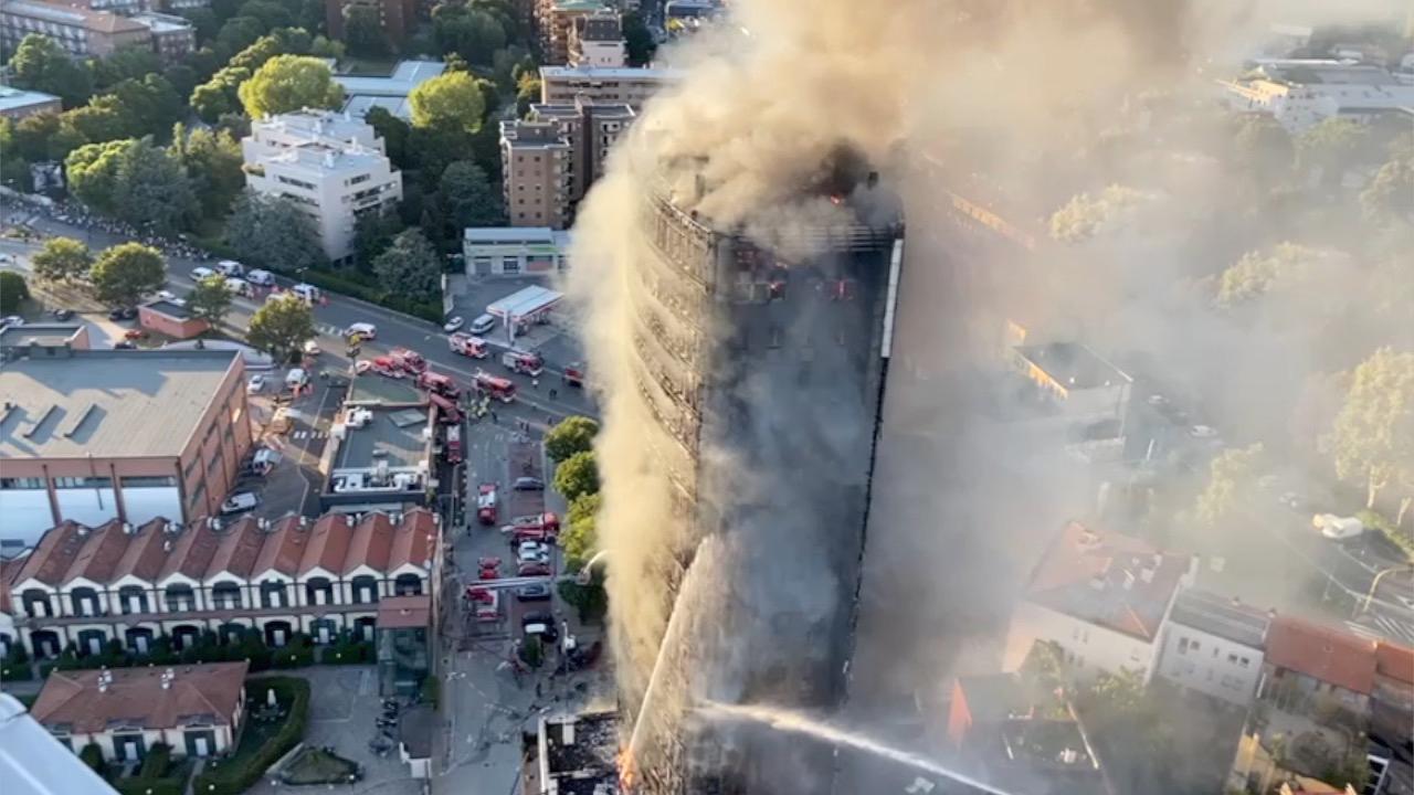 Incendio Torre Dei Moro Il Rischio Di Una Strage Per Risparmiare Meno