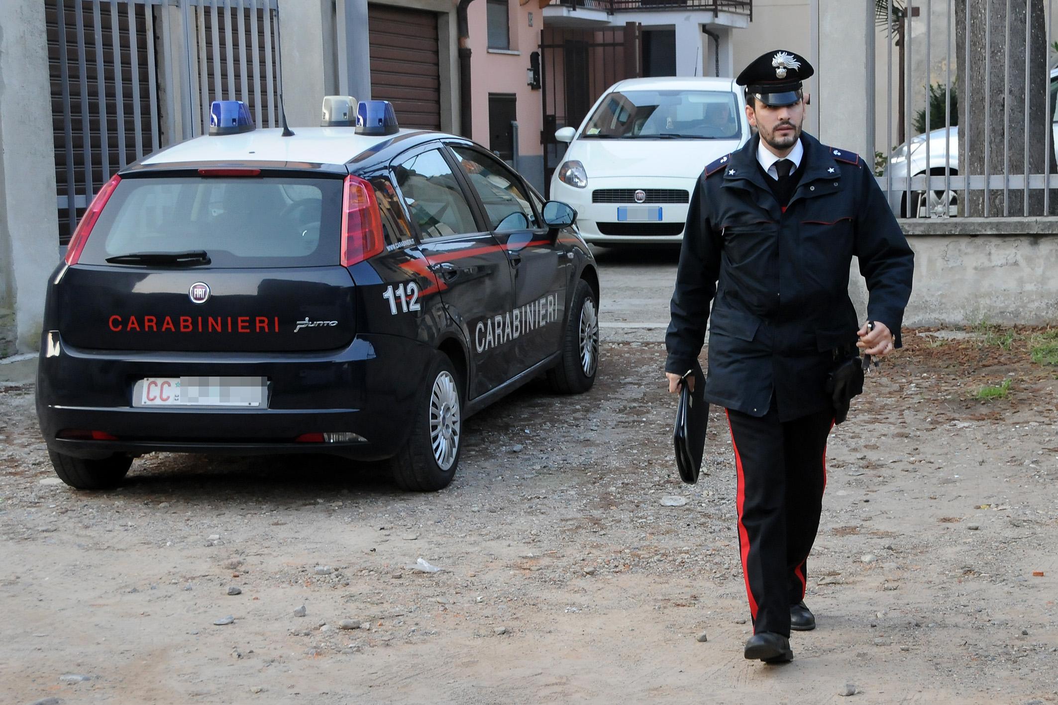 Cocaina Soldi E Un Bilancino Arrestato Spacciatore In Trasferta