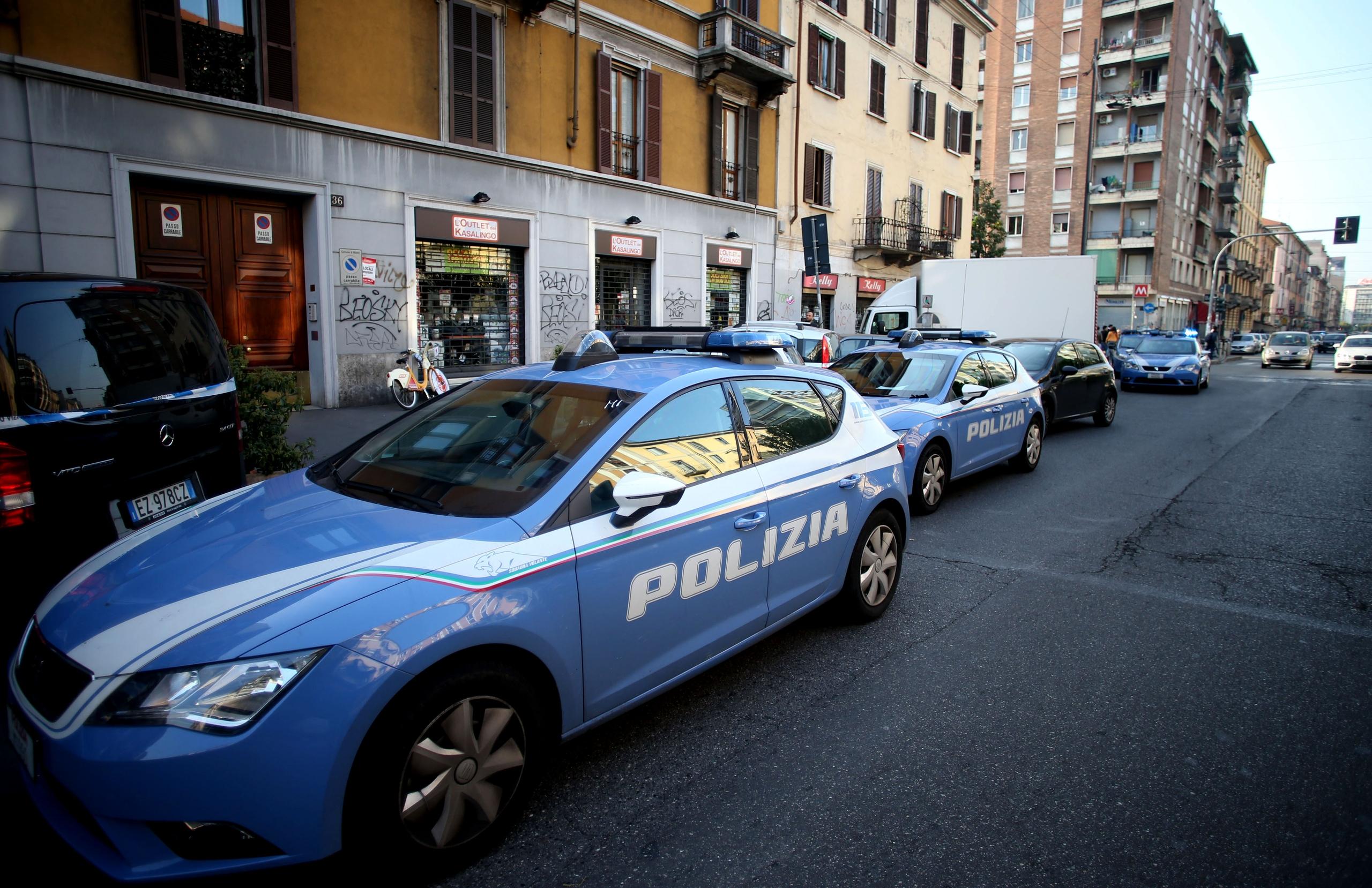 Furti E Rapine Arrestati Due 17enni Uno Tradito Dalle Scarpe Rubate