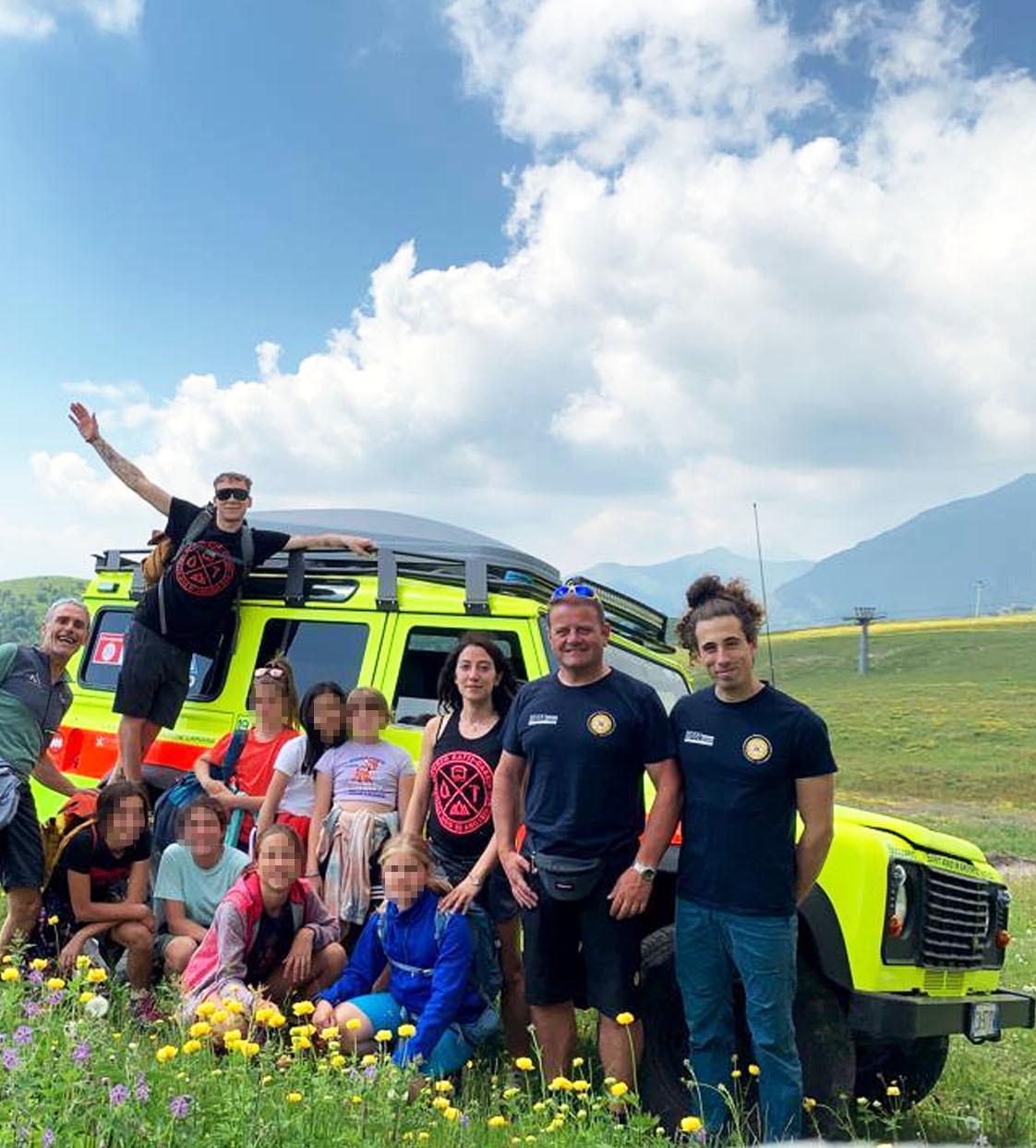 A Lezione Di Montagna Corsi Per I Ragazzi Imparano Le Regole