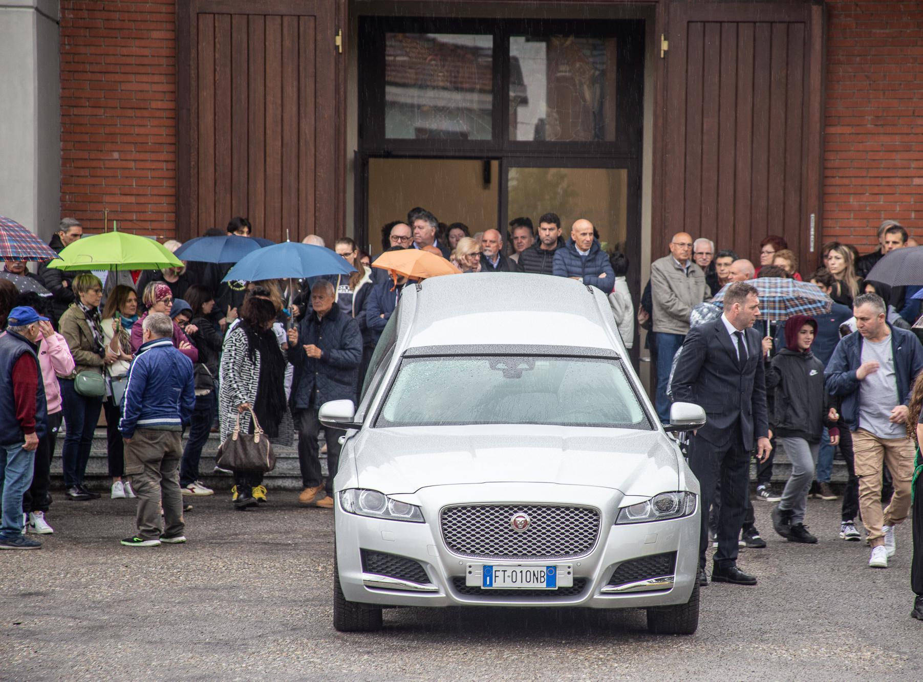 Pensionato Travolto E Ucciso Dal Detenuto In Permesso Lultimo Saluto