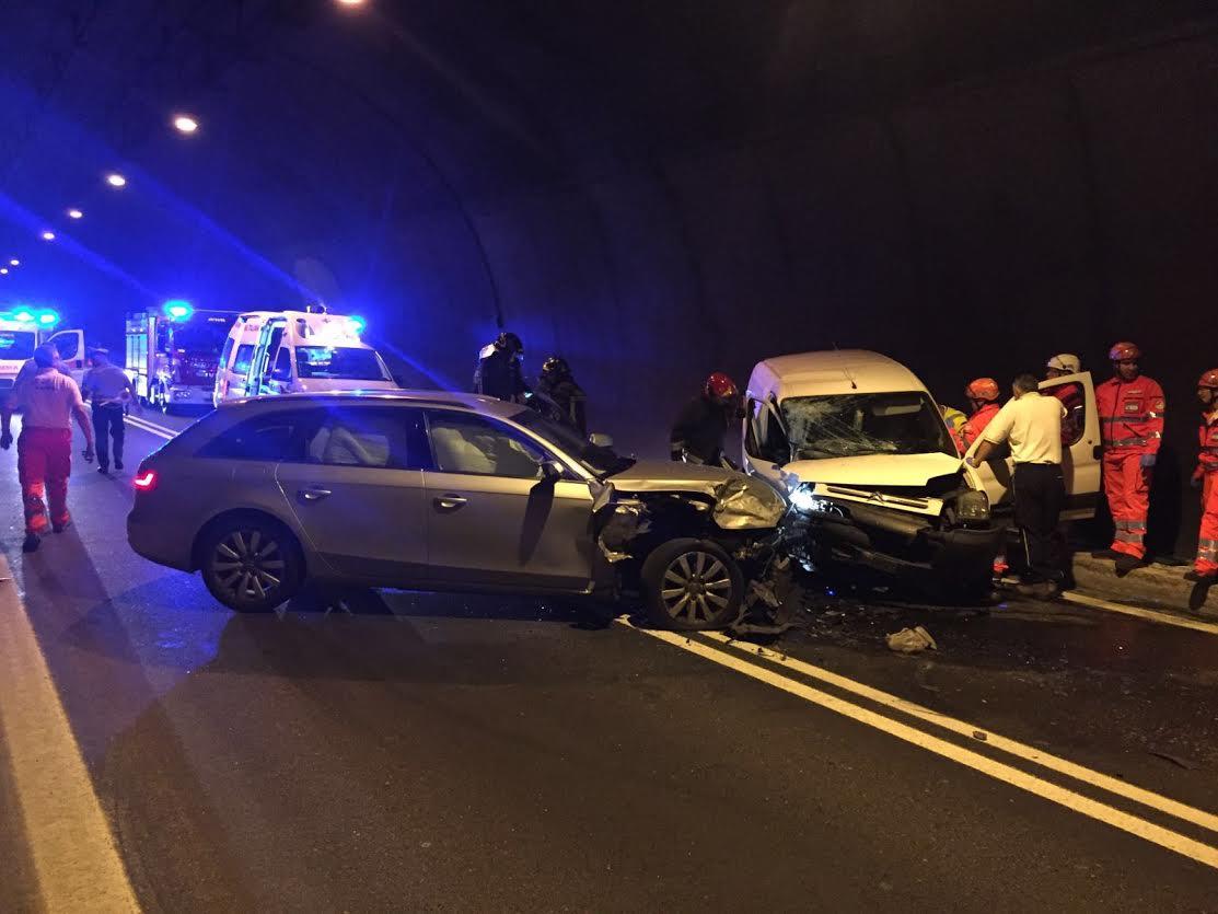 Iseo Incidente In Galleria Traffico In Tilt Sulla Sebina