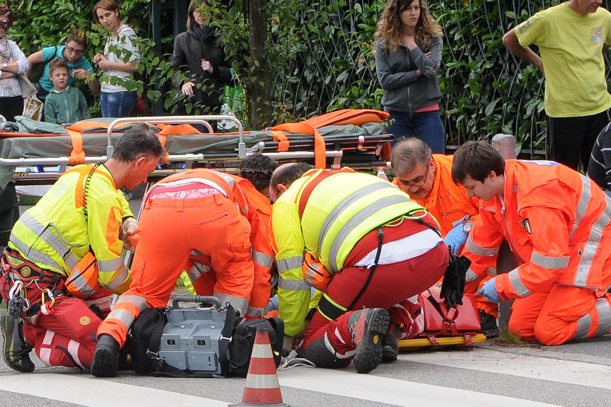 Scontro Tra Due Auto Ferito Grave Un Uomo Di 83 Anni