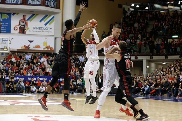 Olimpia Milano A Trieste Si Chiude Un Andata Da Record Foto