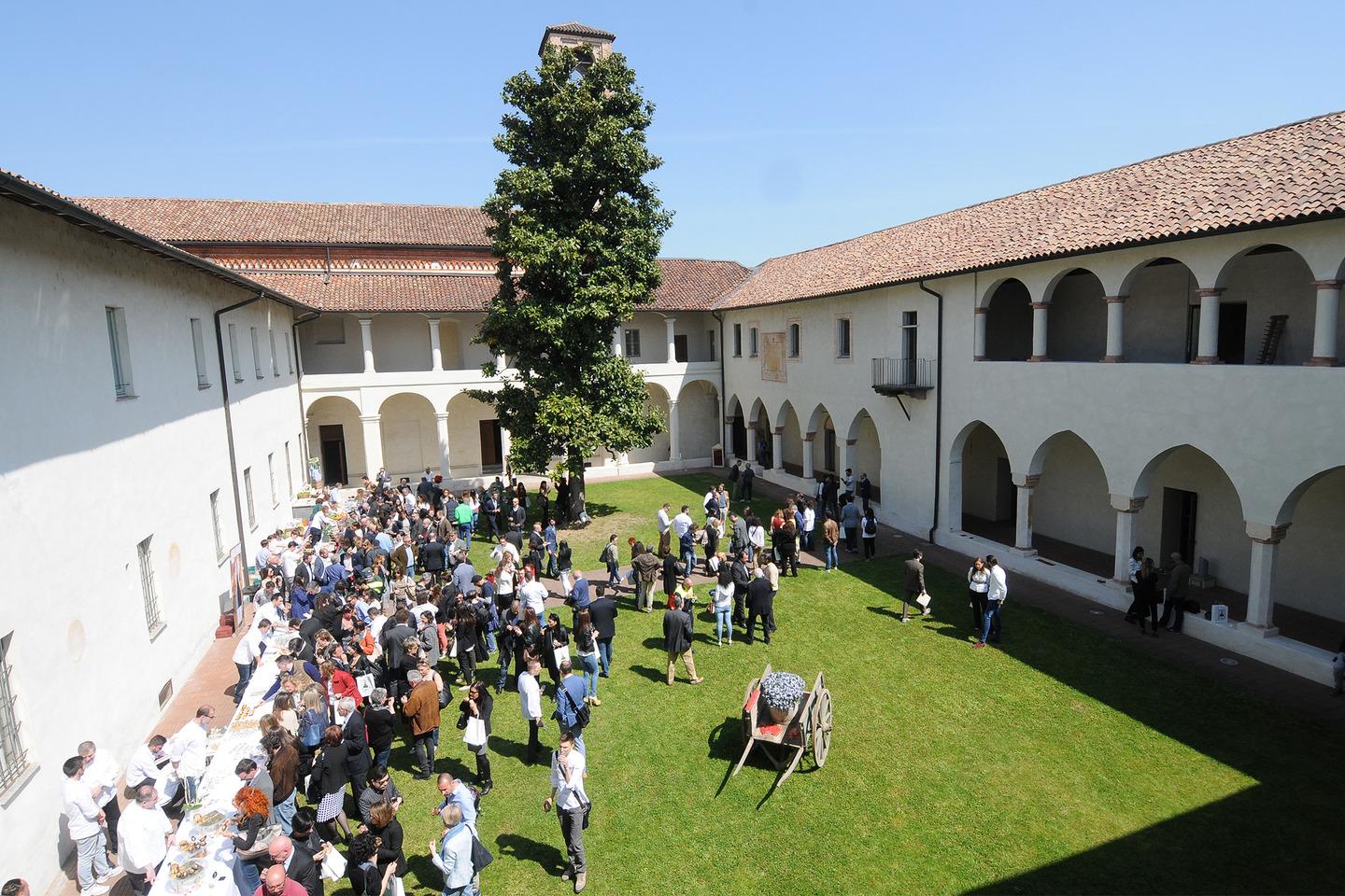 Abbiategrasso Nasce La Guida Per I Turisti Stranieri Di Expo Ma