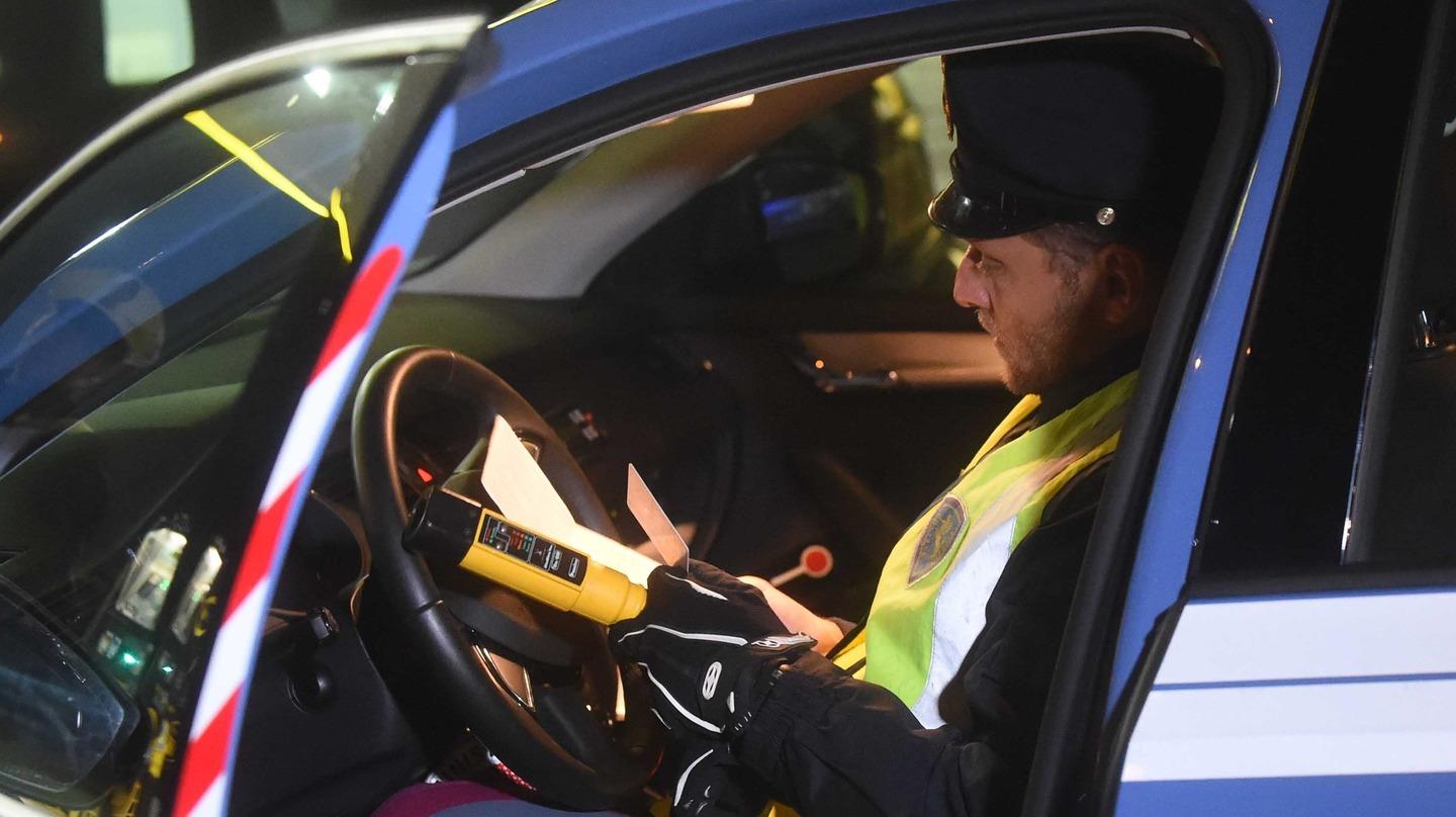 La Polizia Di Stato In Prima Linea Per La Promozione Della Guida Sicura