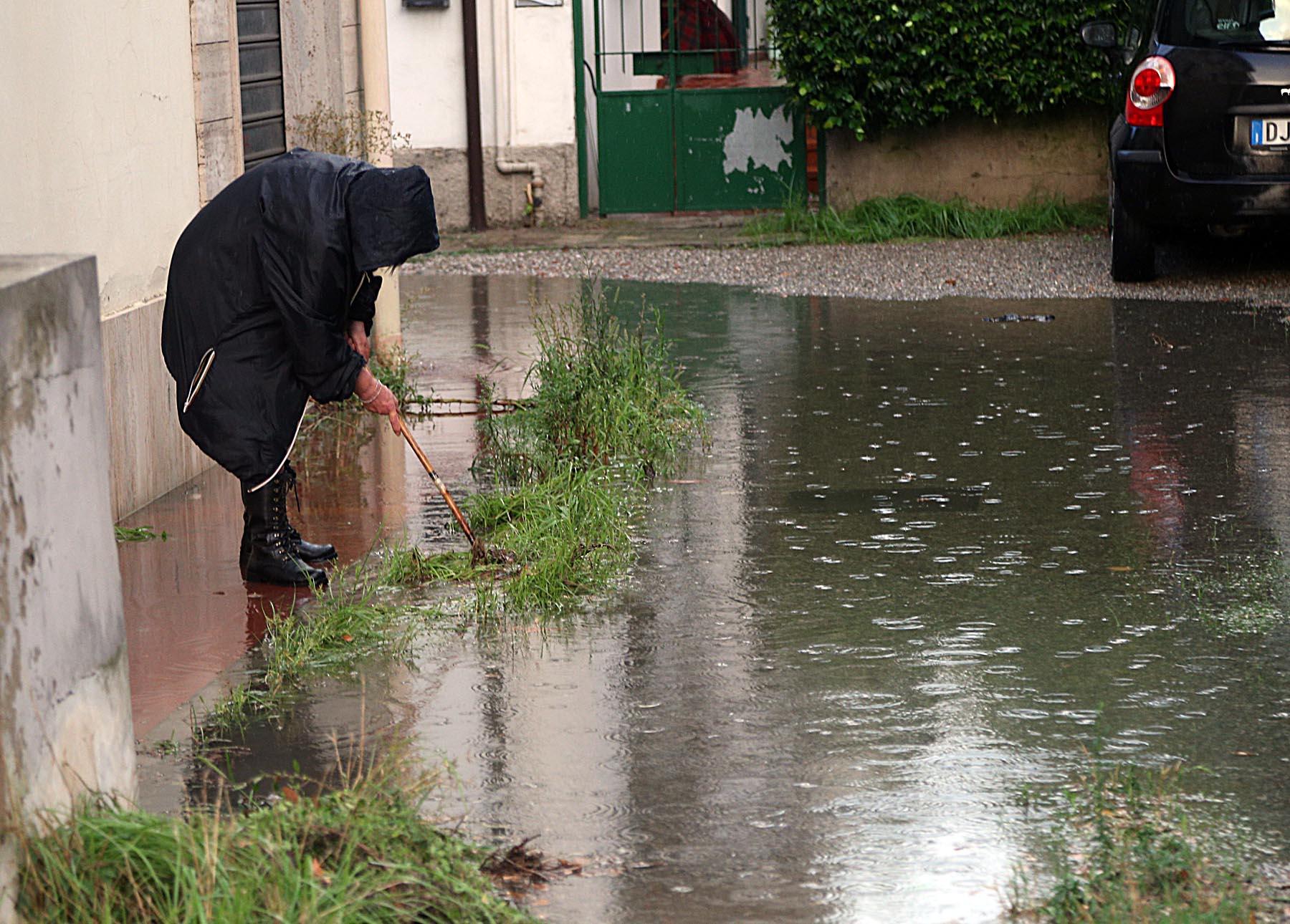 Allagamenti E Strade Chiuse Cremona Flagellata Dal Maltempo