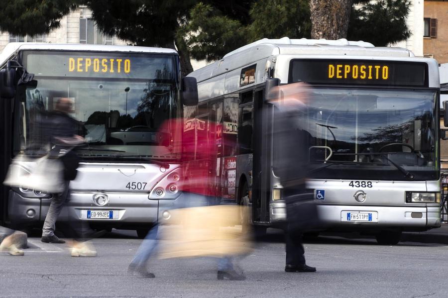 Mercoled Nero Dei Trasporti Sciopero Di Bus Metro E Treni Ecco