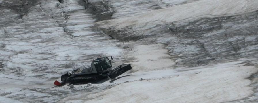 Ghiacciaio Dello Stelvio Gran Caldo E Umidit Sciolgono La Neve Del