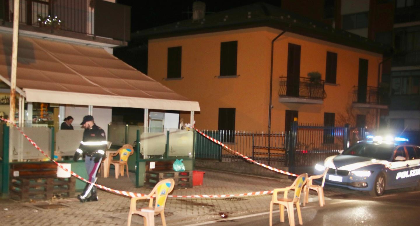 Sondrio Rissa Al Bar Degenera Enne Ferito A Colpi Di Roncola