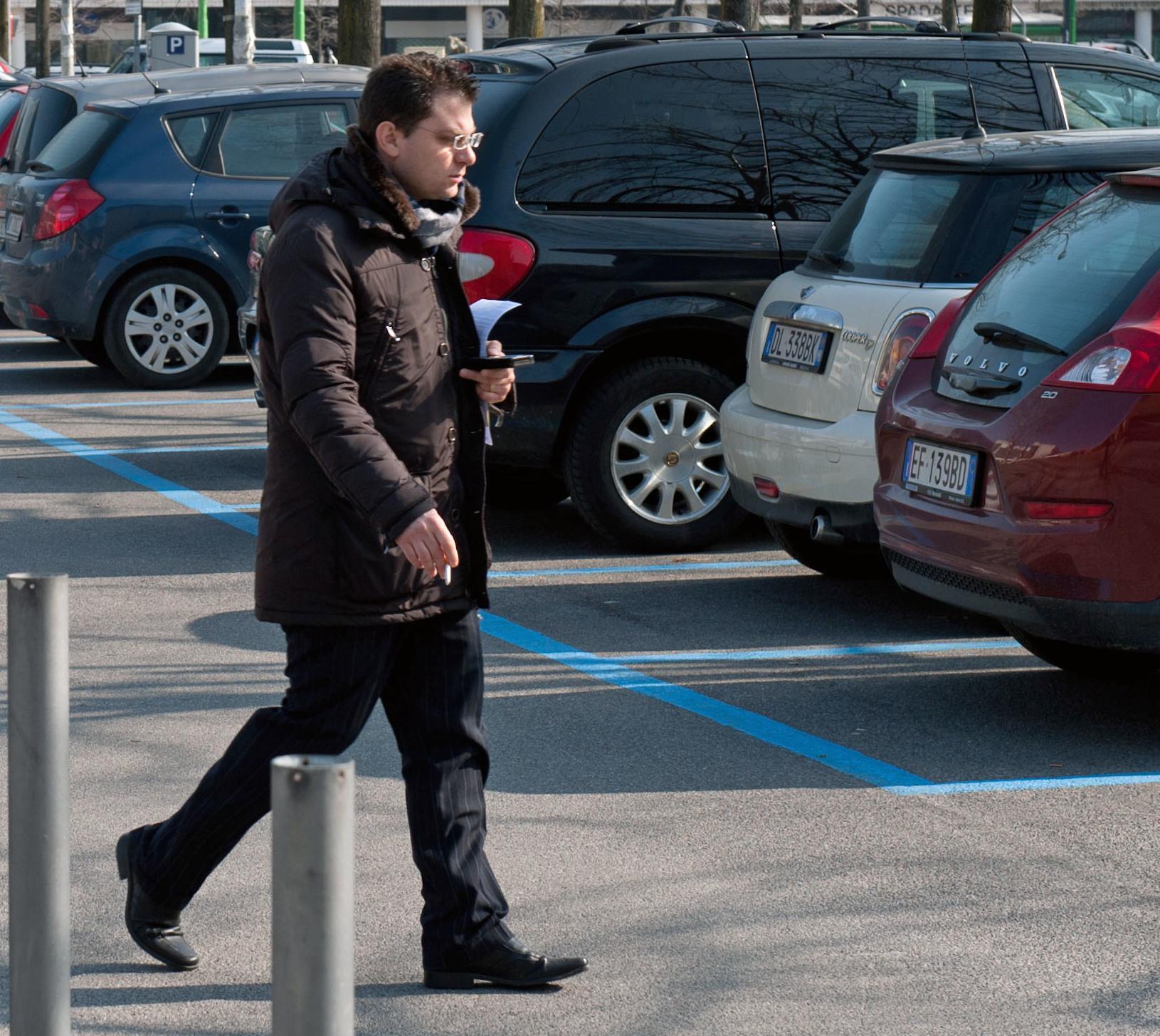 Dopo La Sospensione Per Il Covid Torna La Sosta A Pagamento