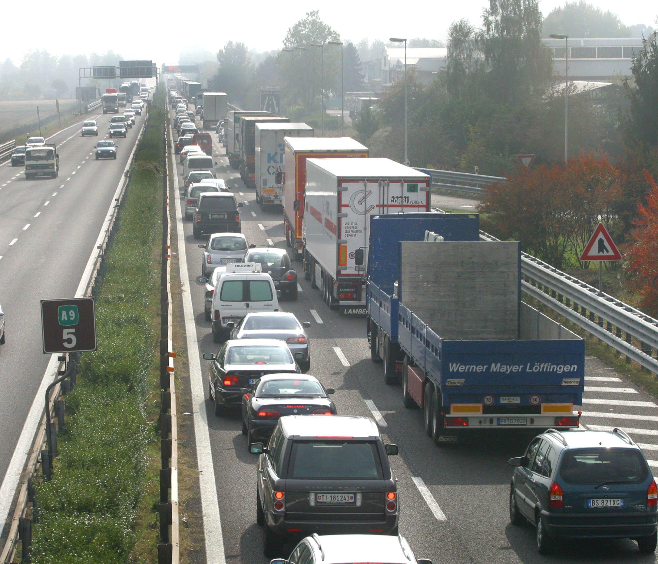 Lavori Nelle Gallerie Chiusure Notturne Sull Autostrada Como Chiasso