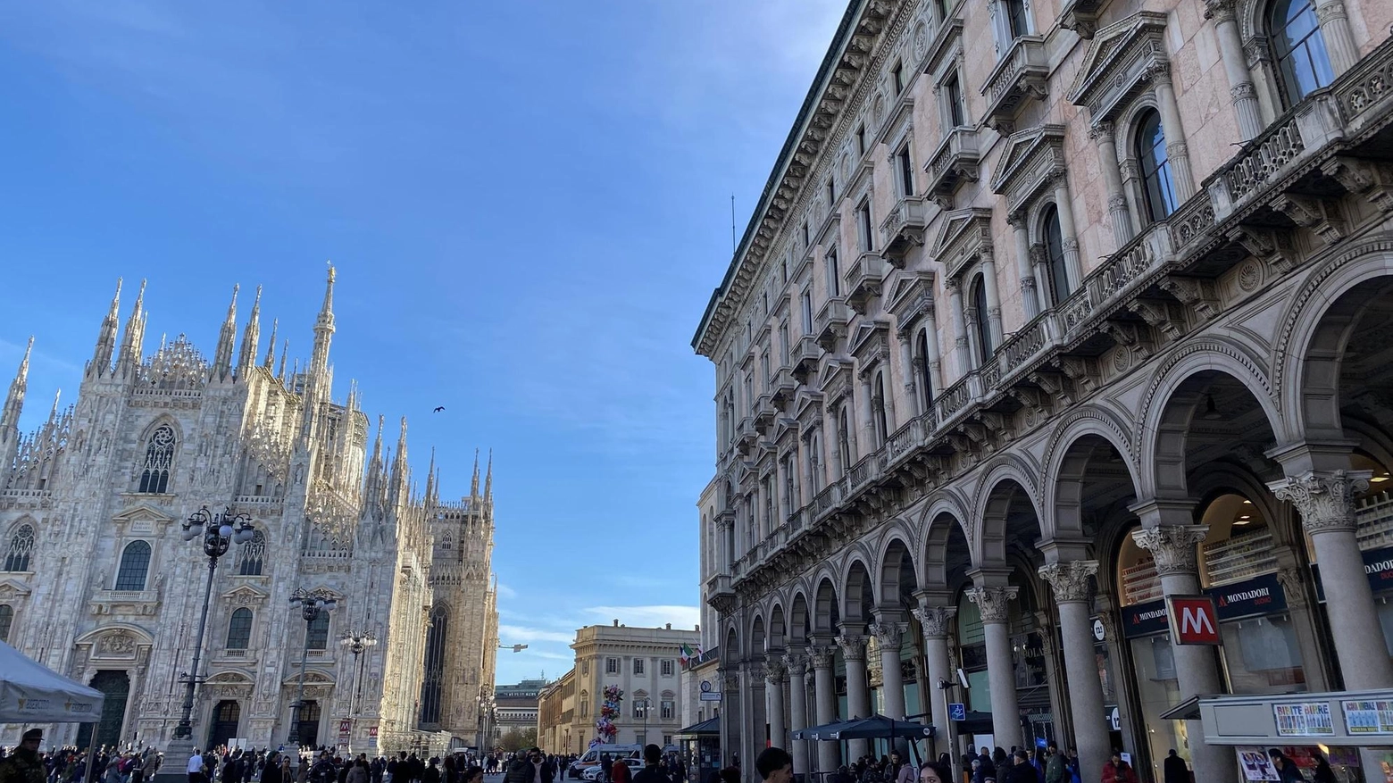 All’asta il palazzo di piazza Duomo. Sarà trasformato in hotel di lusso. Affitto da 4 milioni di euro all’anno