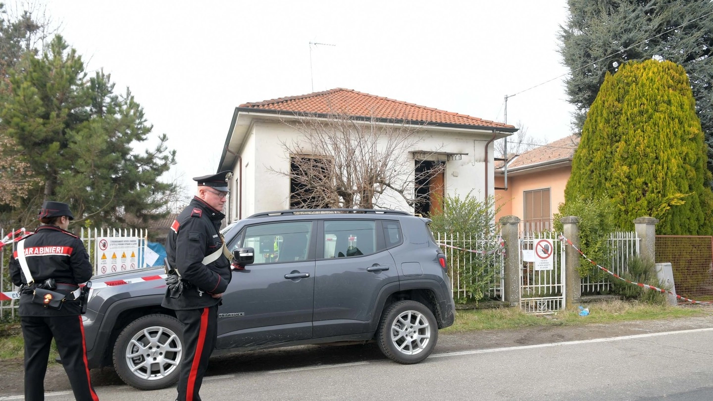 Le indagini sono affidate ai carabinieri