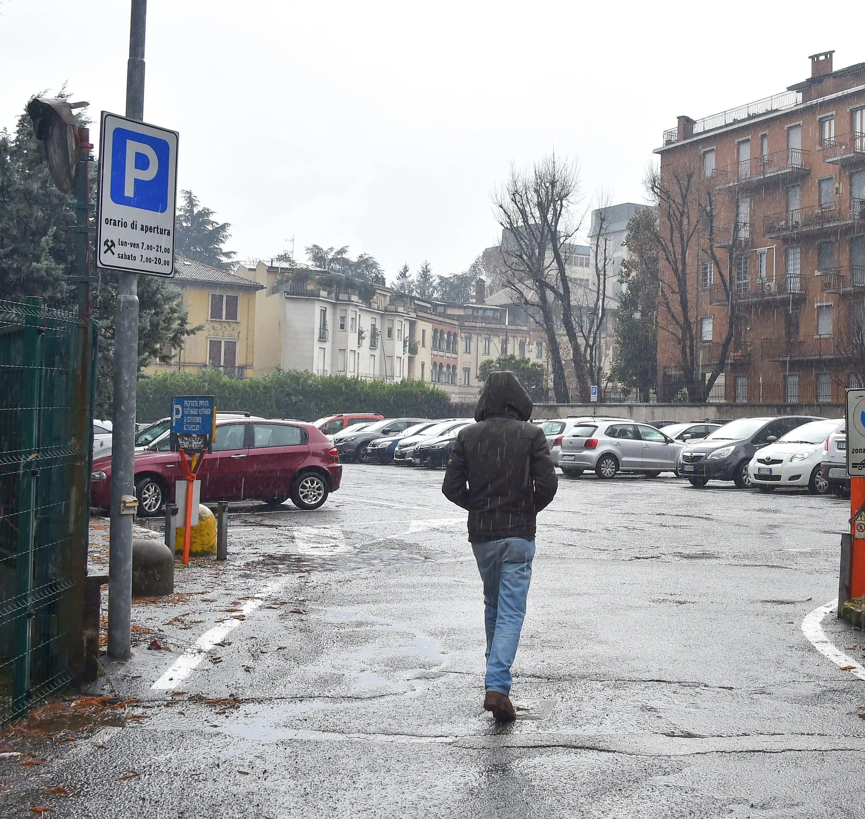 Interrogazioni sul parcheggio mensa ex Tosi