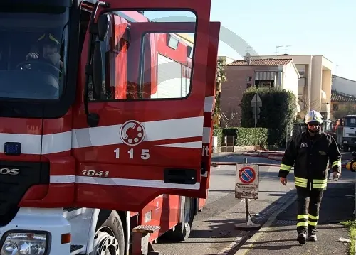 Incidente sulla Strada Statale 42, strada chiusa e traffico in tilt