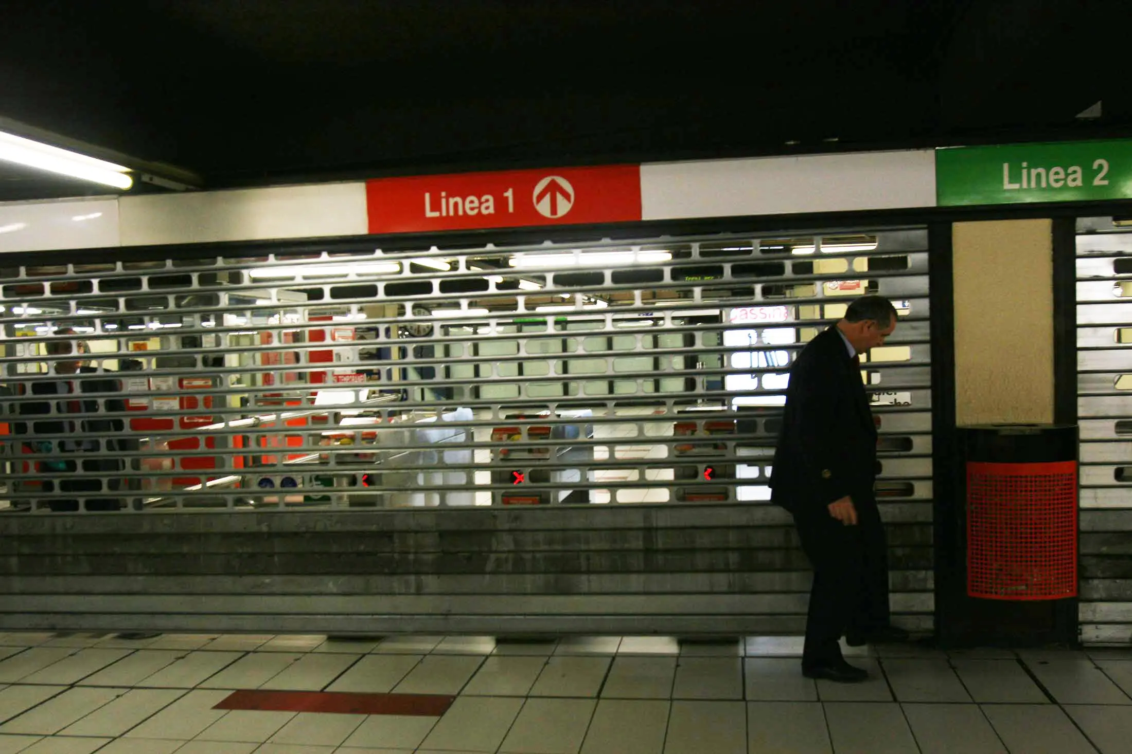 Sciopero Atm, Trenord e Trenitalia venerdì 16 dicembre: orari. Metro, treni, bus a rischio