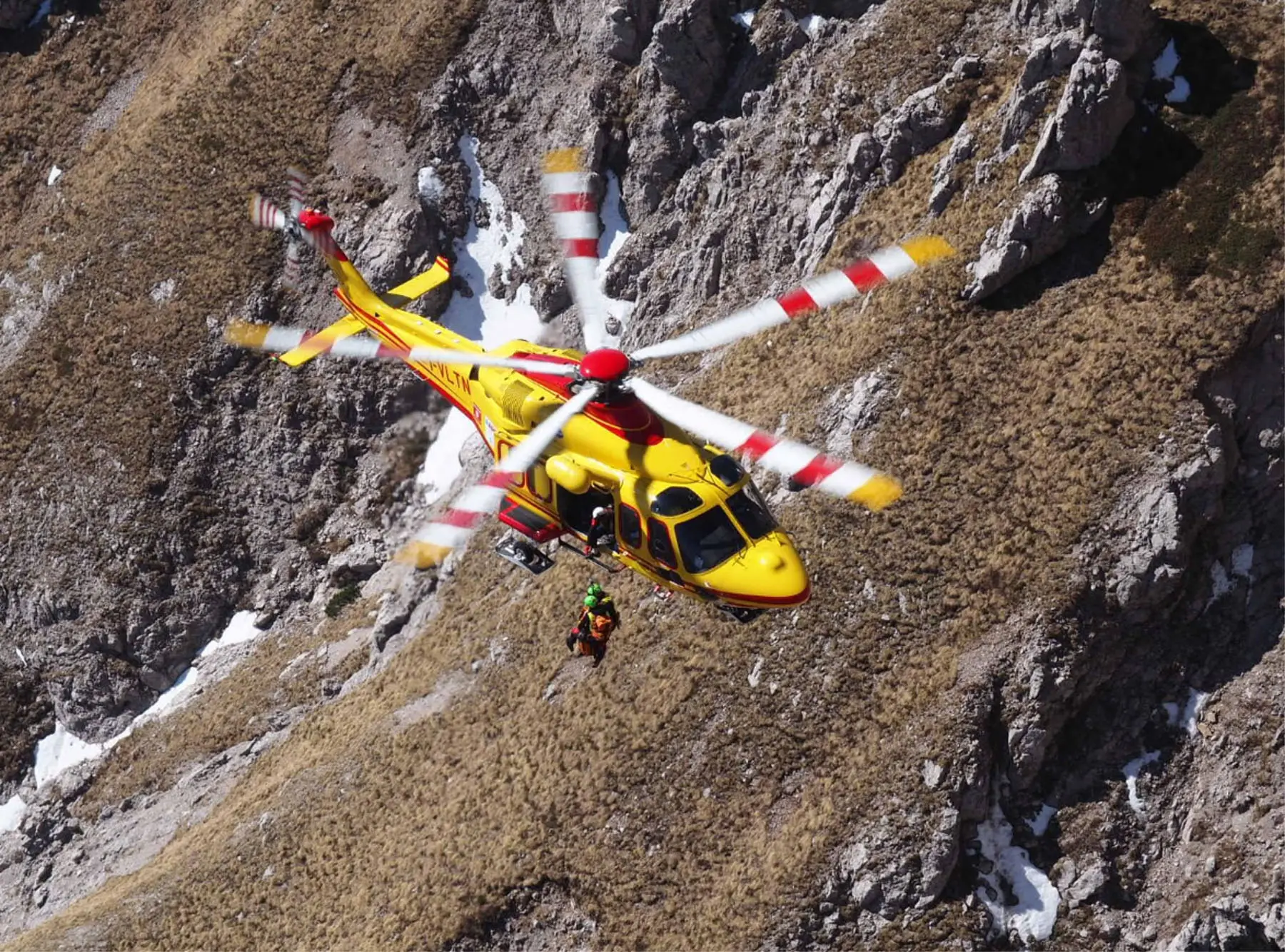 Madesimo, incidente sul Monte Spluga: ferito sci-alpinista