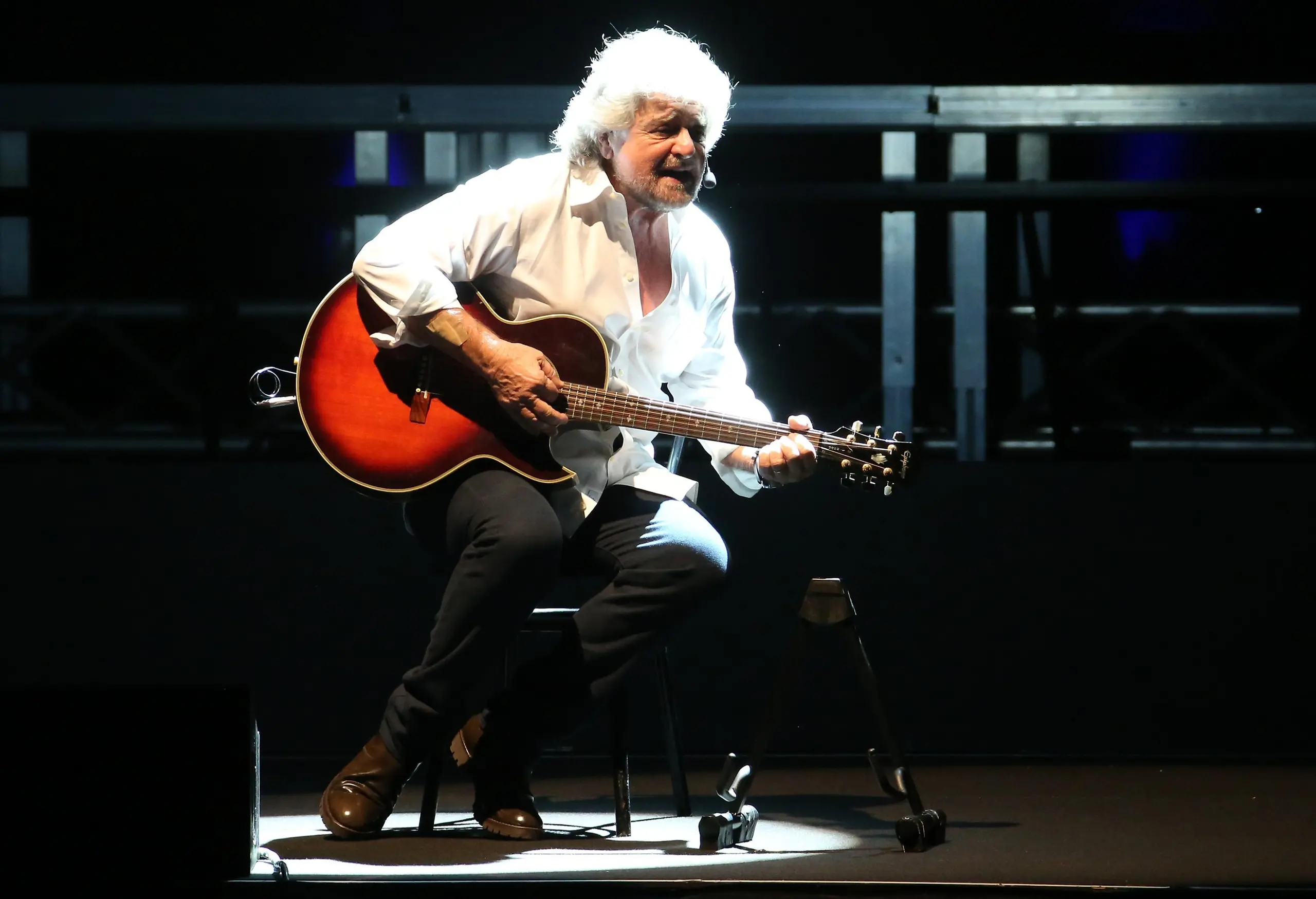 Al Teatro Linear Ciak lo show di Beppe Grillo