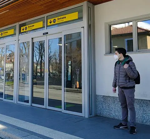 Biglietteria stazione: 400 firme in un giorno