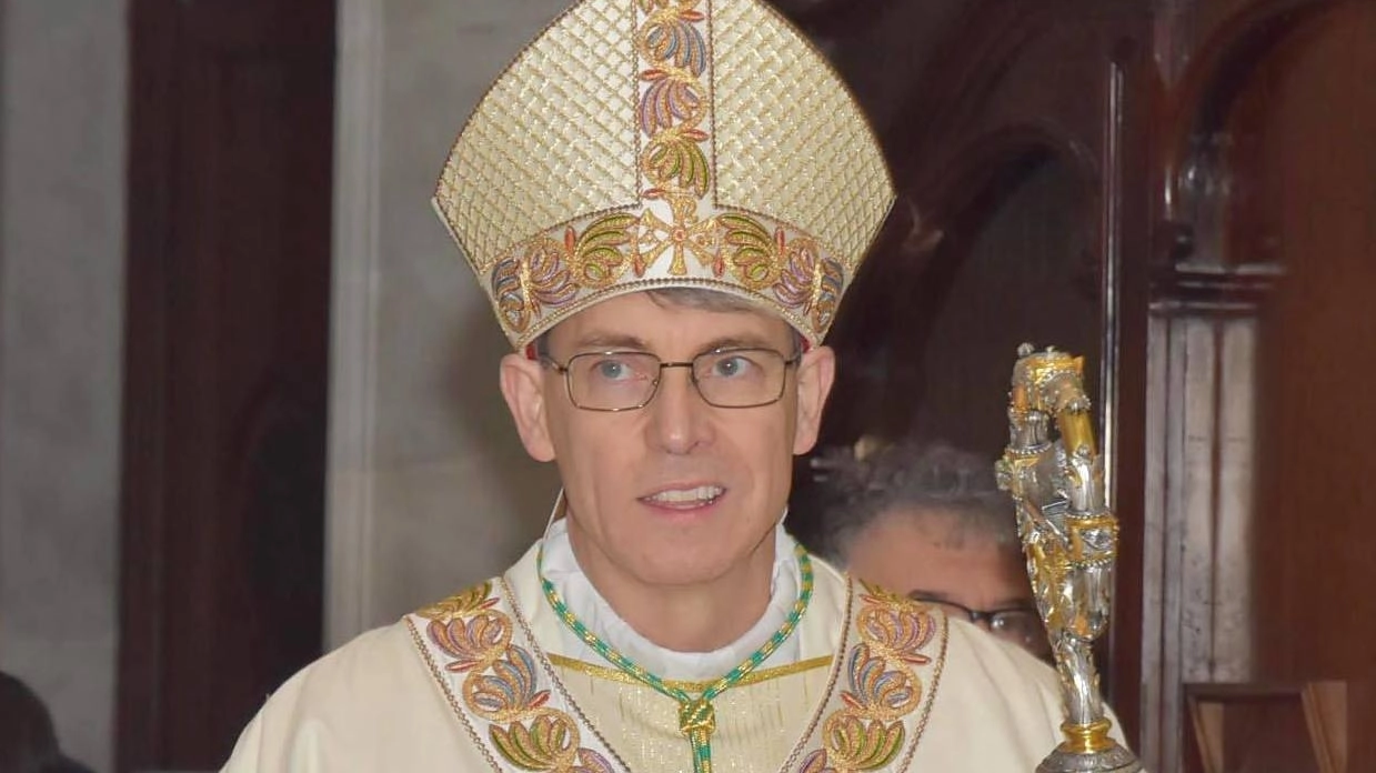 Il vescovo Corrado Sanguineti