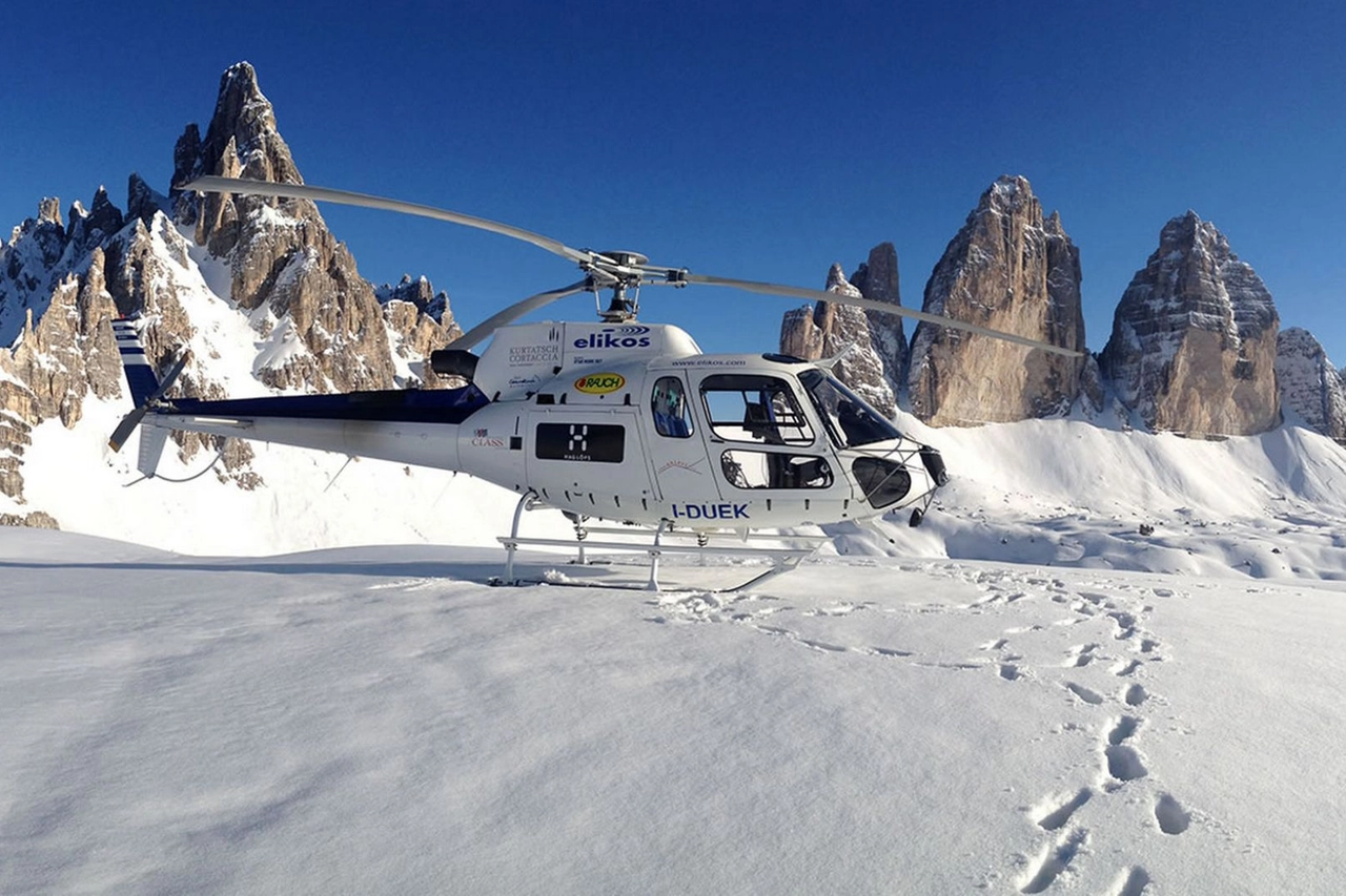 Elicottero sulla neve (Archivio)