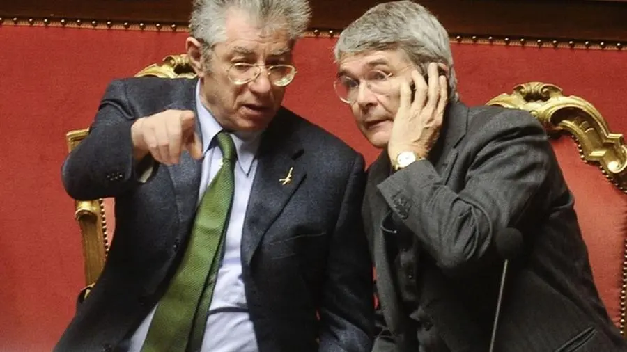 Lega, Castelli: "Vedremo chi c'è dietro il Comitato del Nord. Bossi è un vecchio leone"