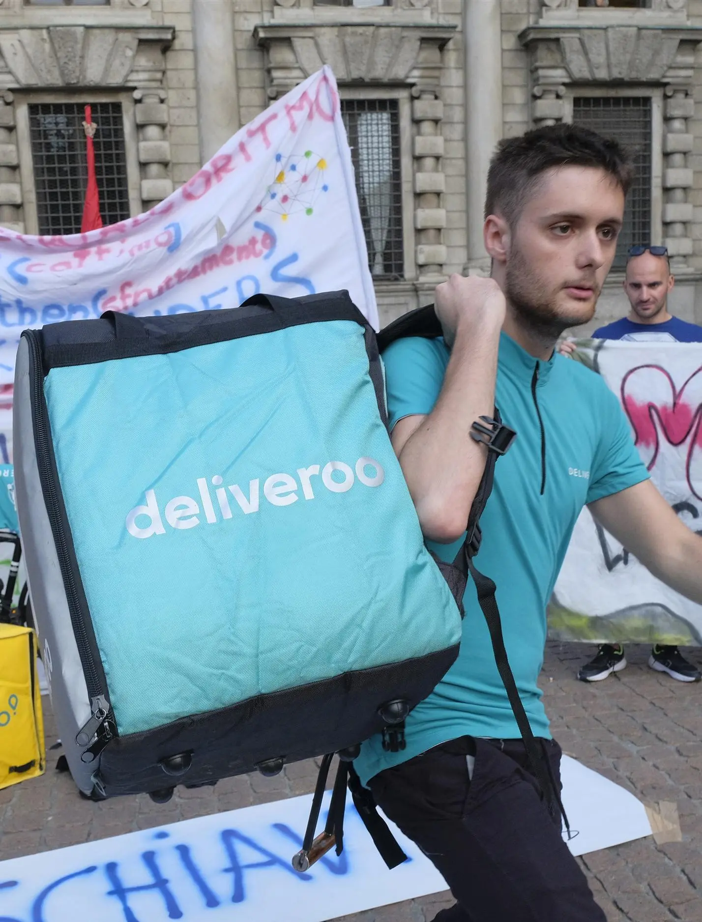 Rider disconnessi, società in Tribunale