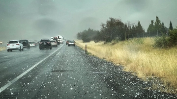 Allarme temporali e grandine, traffico a rischio: sabato 29 e domenica 30 da bollino rosso