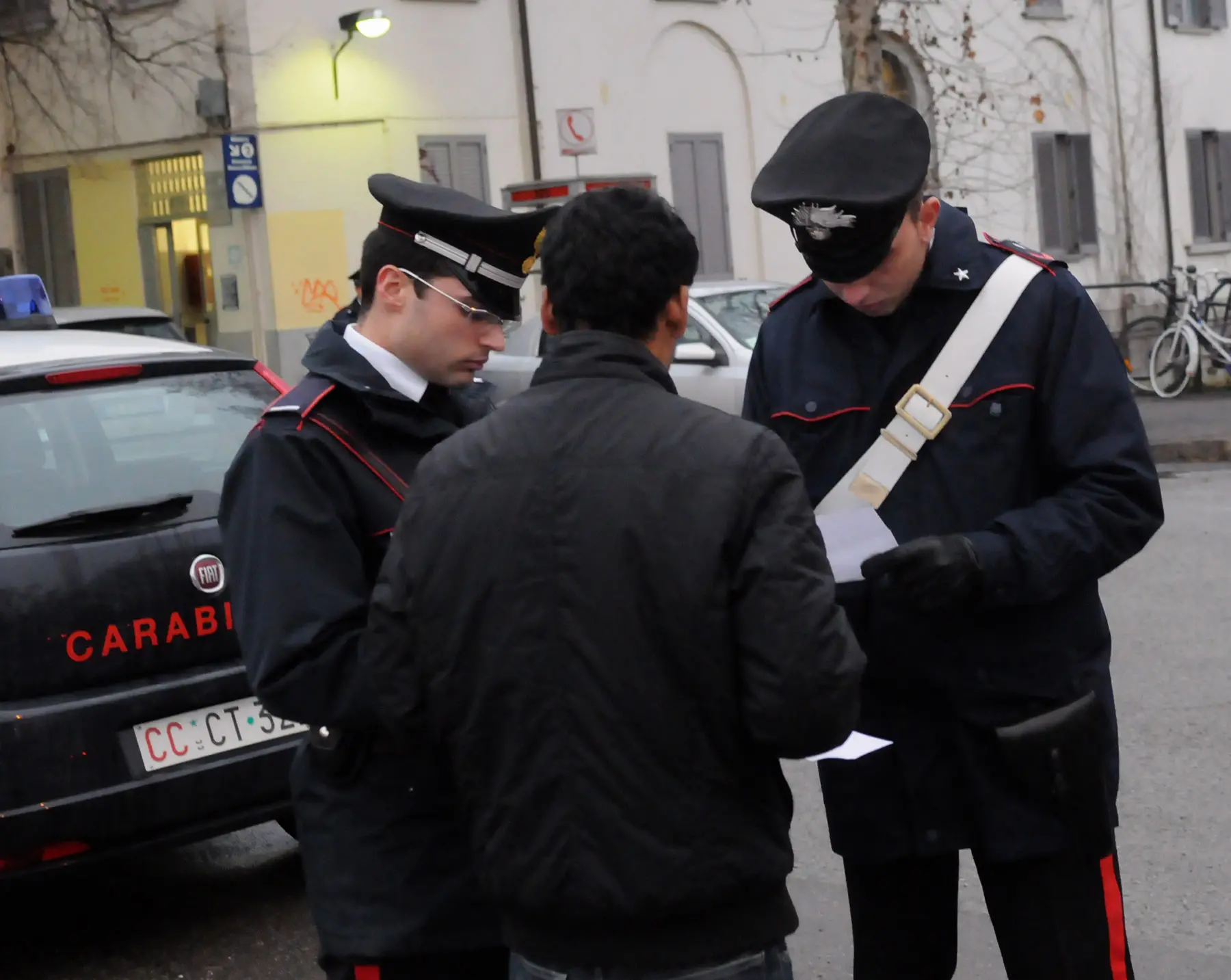 Passirano, coppia arrestata dopo una rapina alla Conad