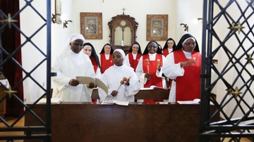 Come vive una suora di clausura: la storia segreta del convento delle Sacramentine di Monza