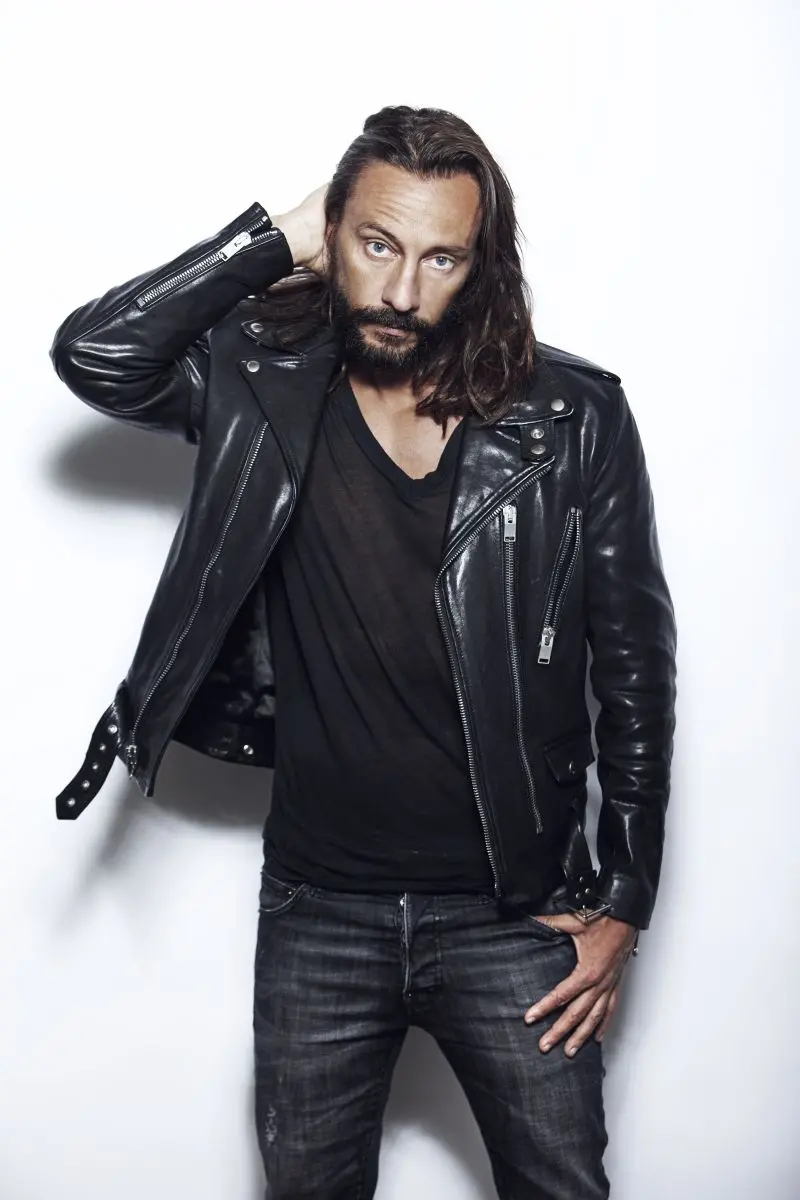 Bob Sinclar, Ghali e Sfera Ebbasta insieme per una serata benefica