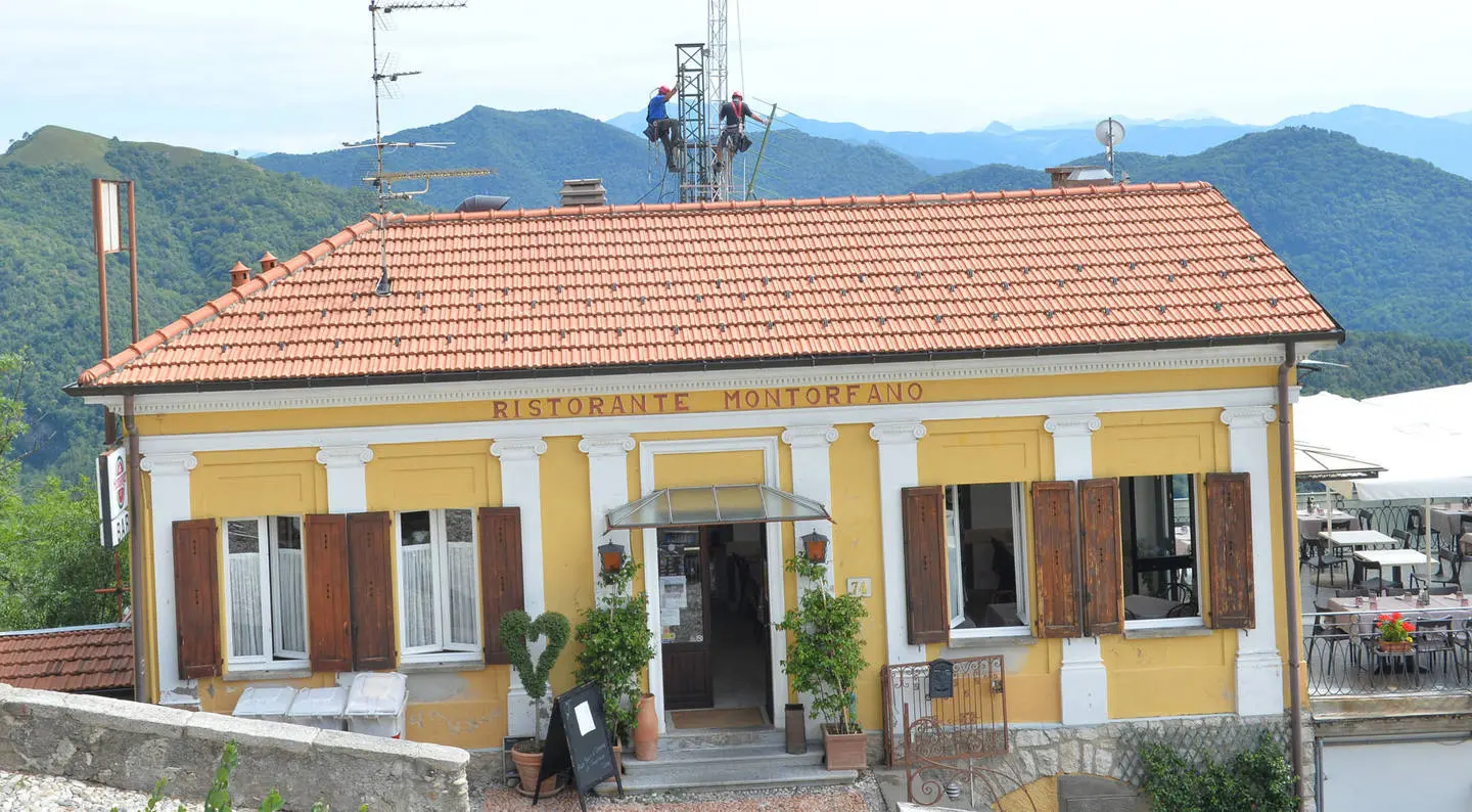 Traliccio abusivo, s’ha da smontare: scatta l’operazione al Sacro Monte