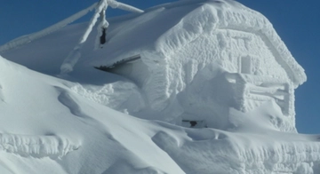 Lecco, forte rischio di valanghe: i rifugi restano chiusi