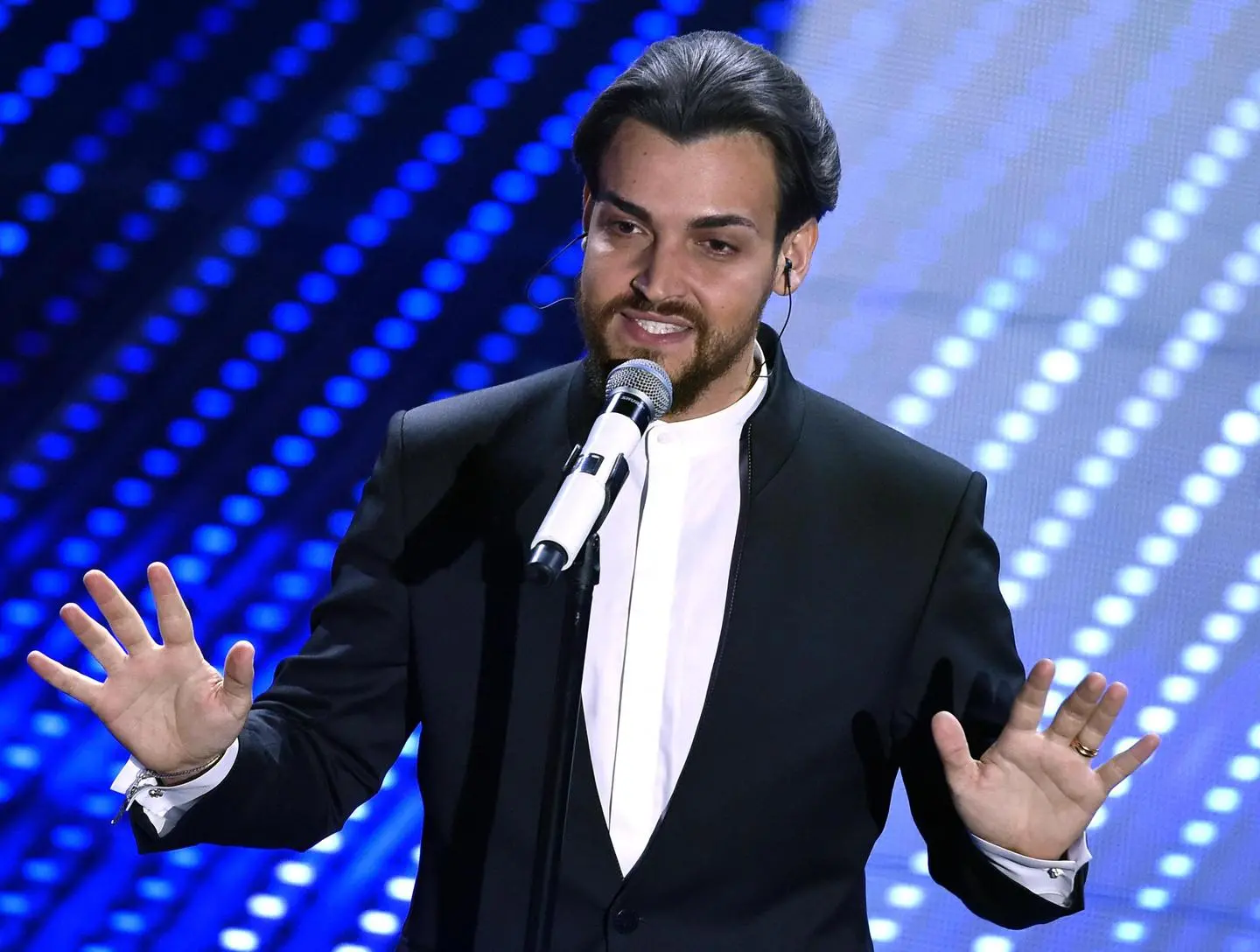 Valerio Scanu malattia: rivelazione del cantante. "Nel 2020 mi hanno tolto mezzo polmone"