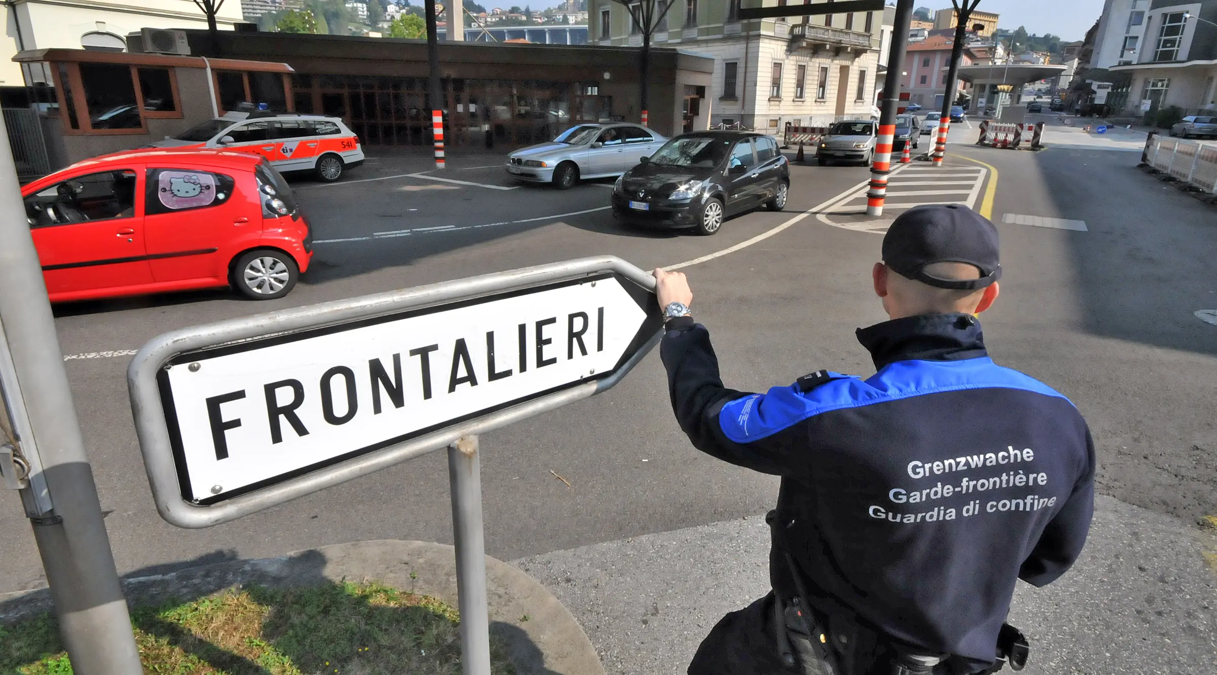 Frontalieri, scatta la stangata: le tasse si pagheranno in Italia