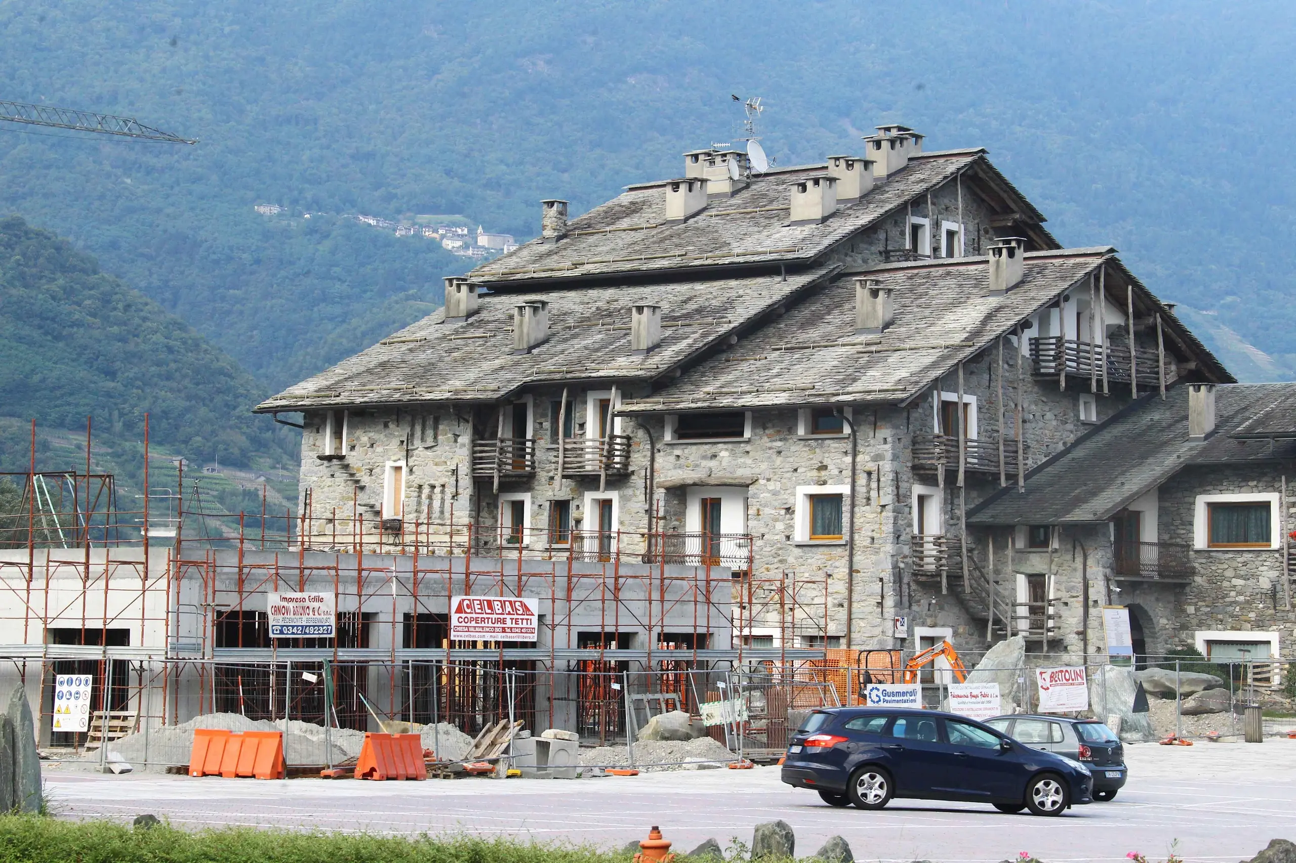 Forcola, nuovo spaccio Galbusera sulla Statale 38